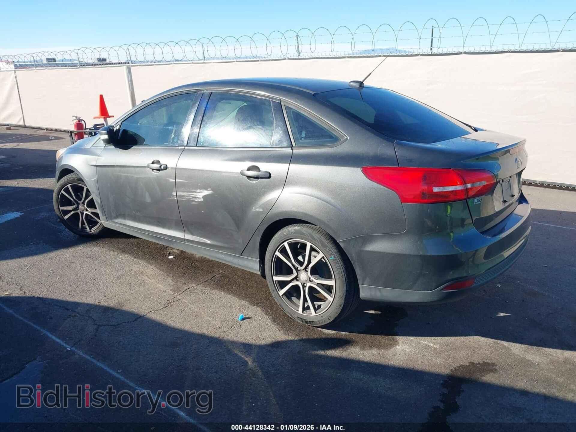 2017 FORD FOCUS - VIN: 1FADP3F25HL299623 - Photo 3