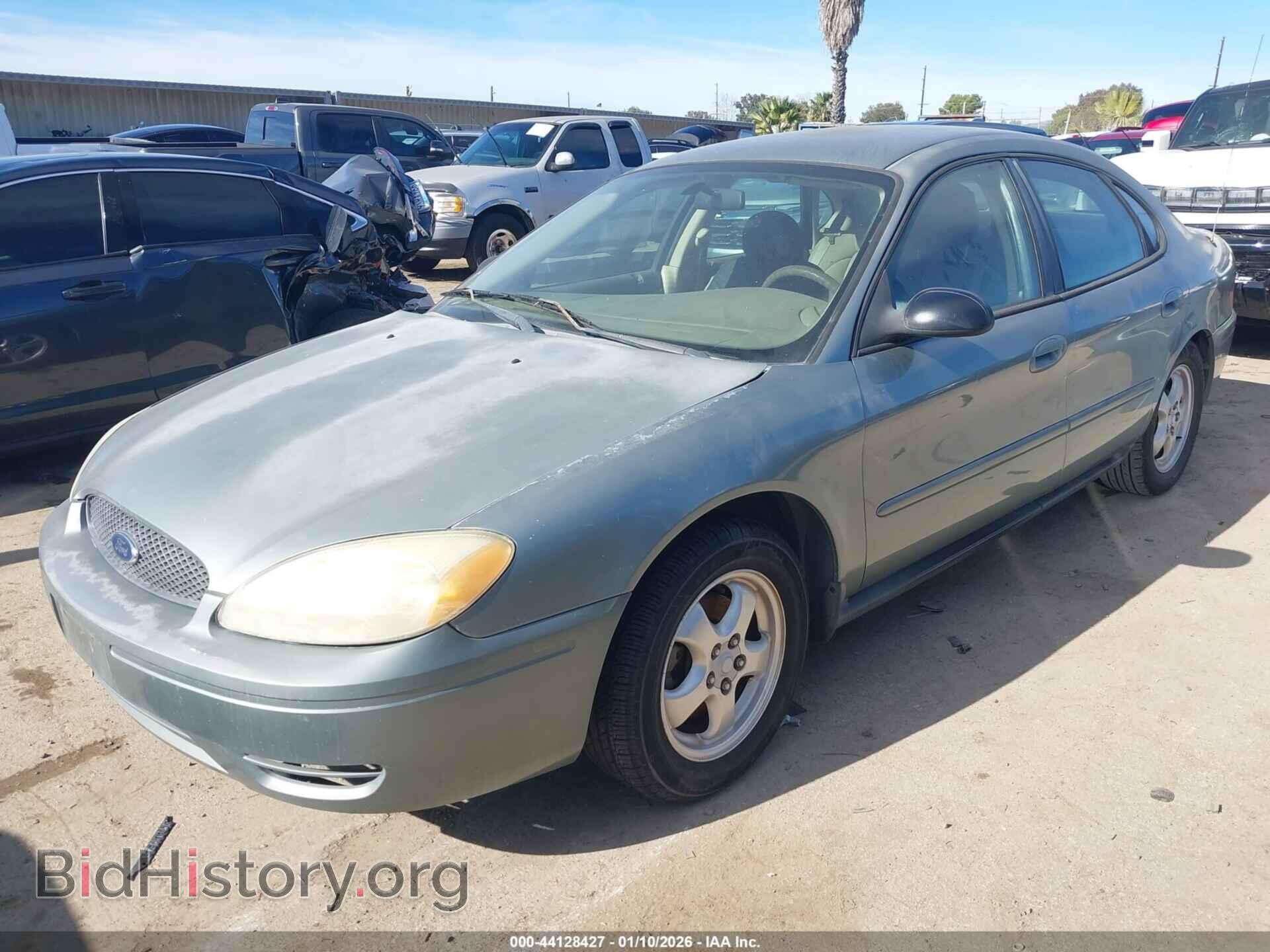 2005 FORD TAURUS - VIN: 1FAFP53U15A272940 - Фото 2
