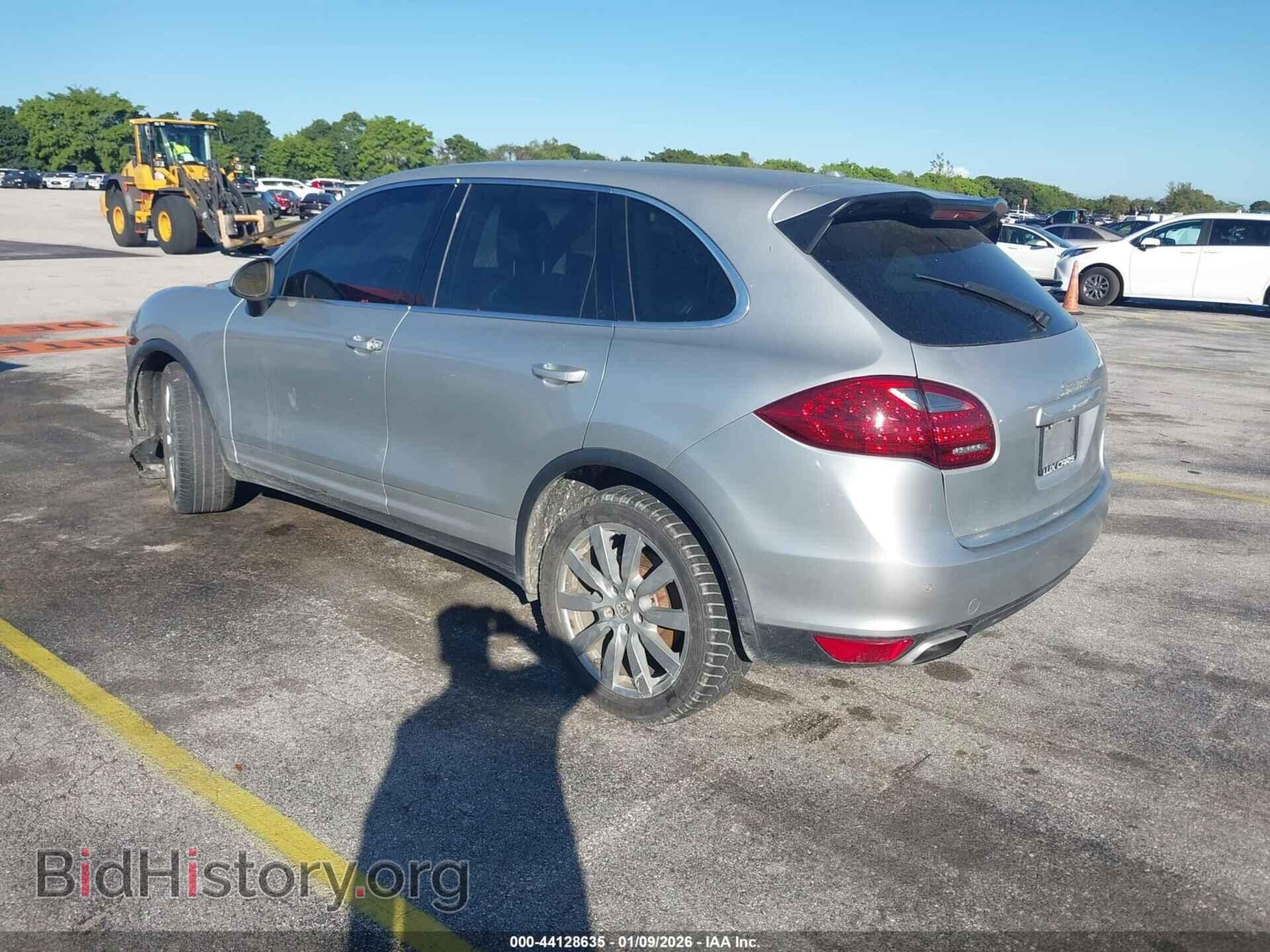 2012 PORSCHE CAYENNE - VIN: WP1AB2A26CLA51577 - Photo 3