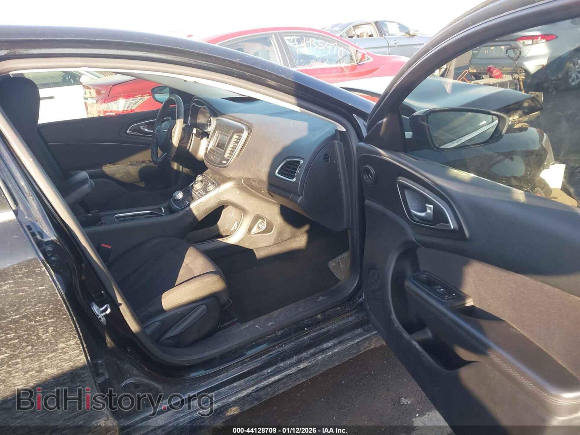 2015 CHRYSLER 200 - VIN: 1C3CCCAB5FN670407 - Фото 5
