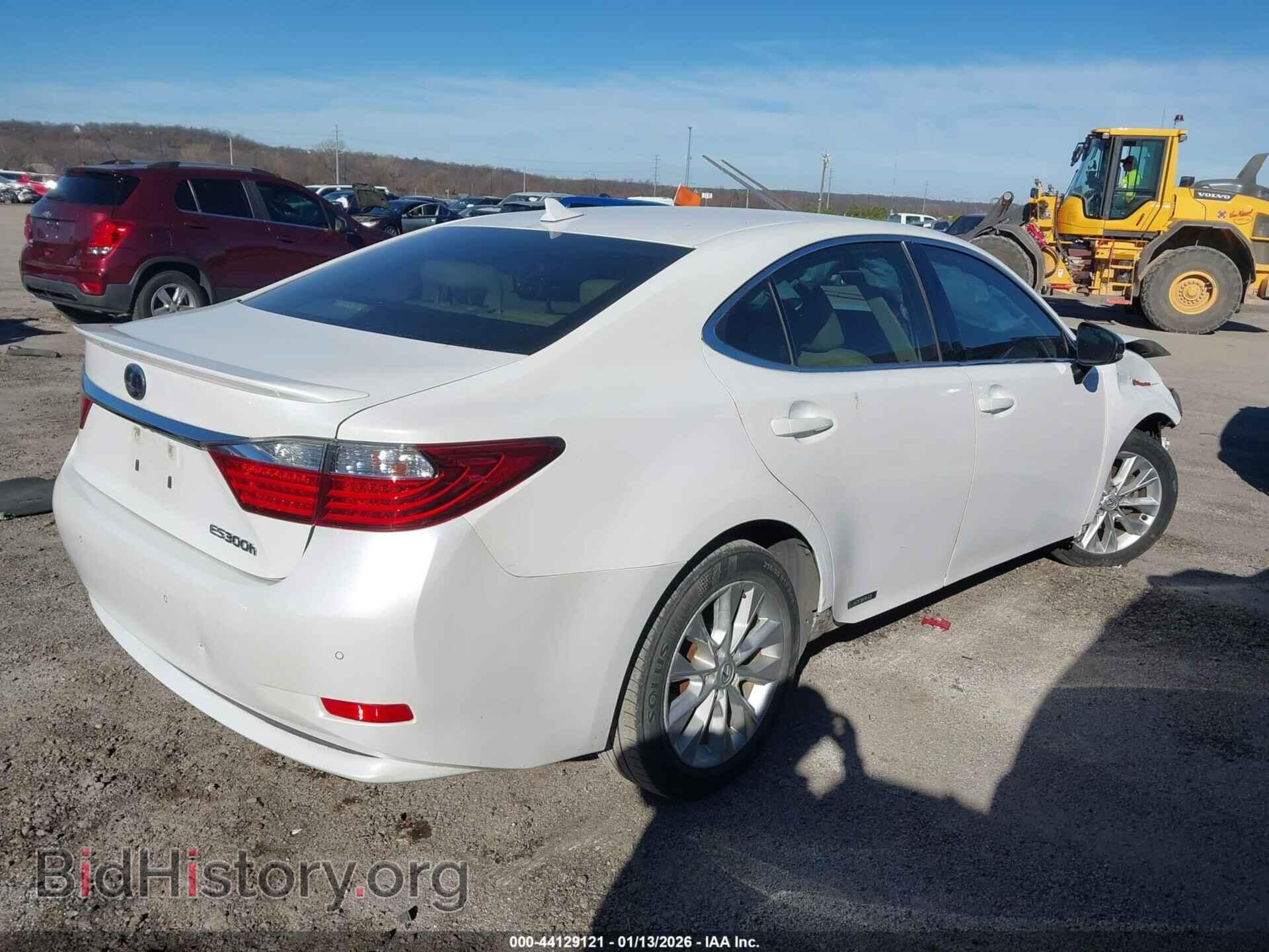 2014 LEXUS ES 300H - VIN: JTHBW1GG8E2046573 - Photo 4