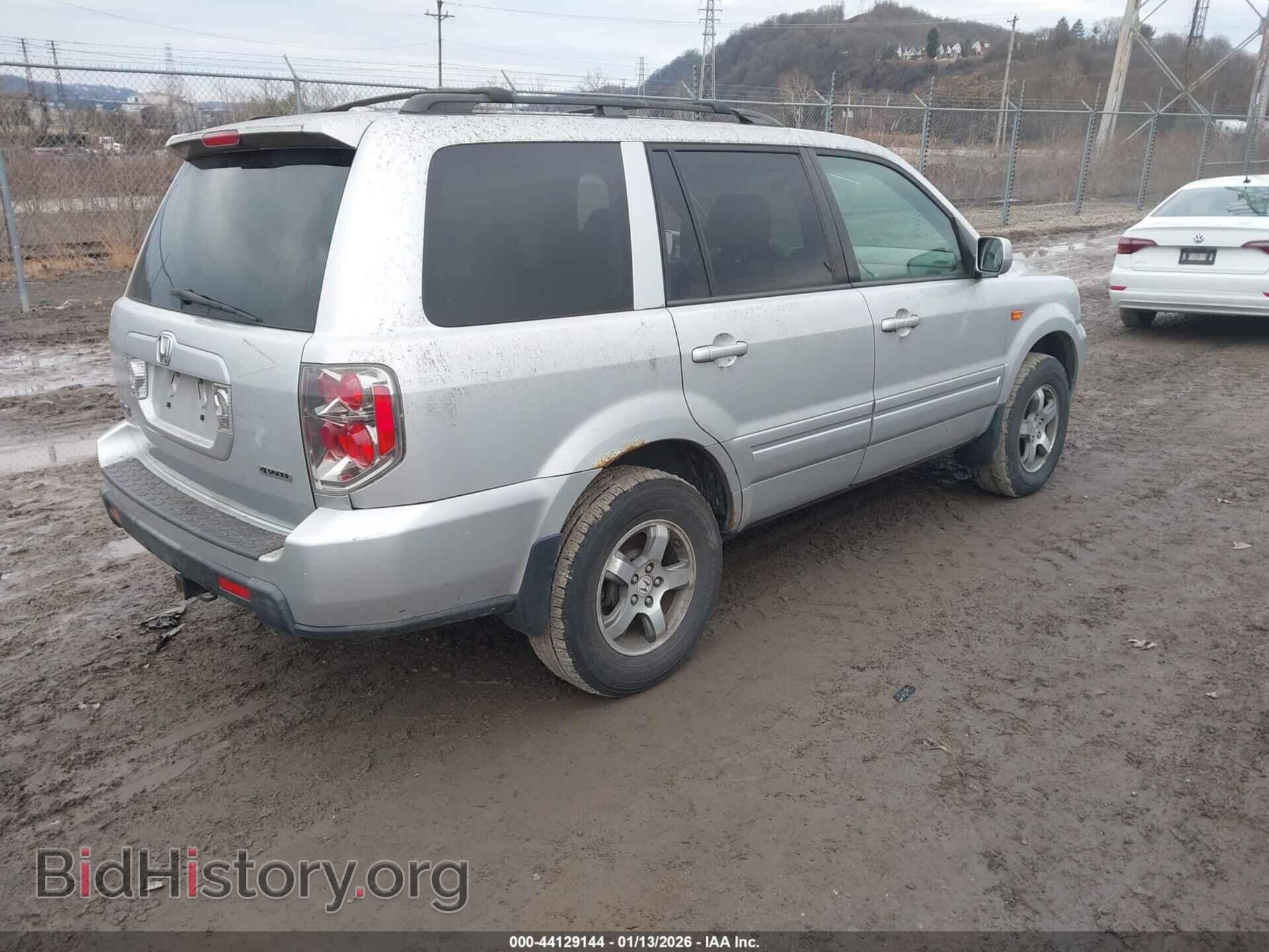 2008 HONDA PILOT - VIN: 5FNYF18358B053828 - Фото 4