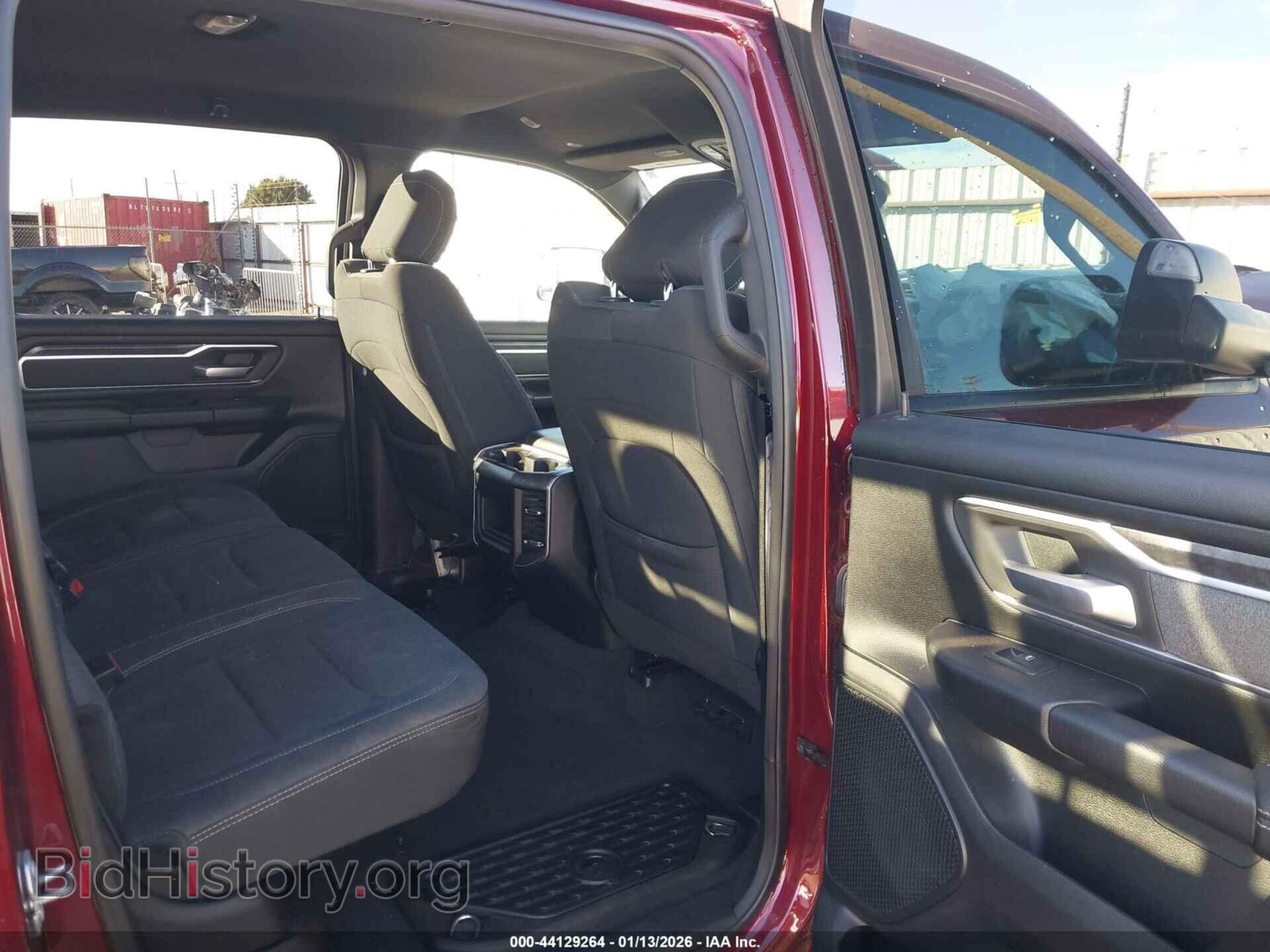 2019 RAM 1500 - VIN: 1C6SRFFTXKN649627 - Фото 8