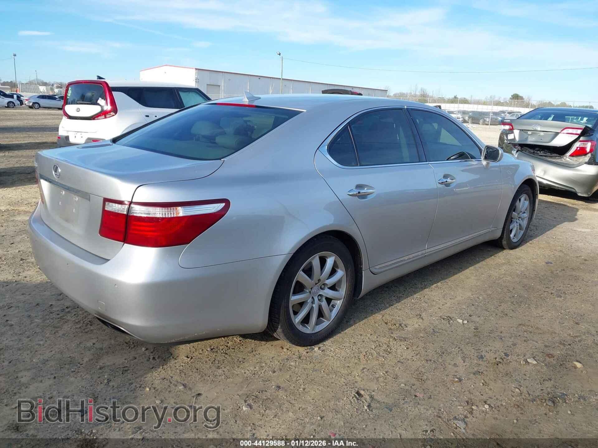 2007 LEXUS LS 460 - VIN: JTHBL46FX75049401 - Photo 4