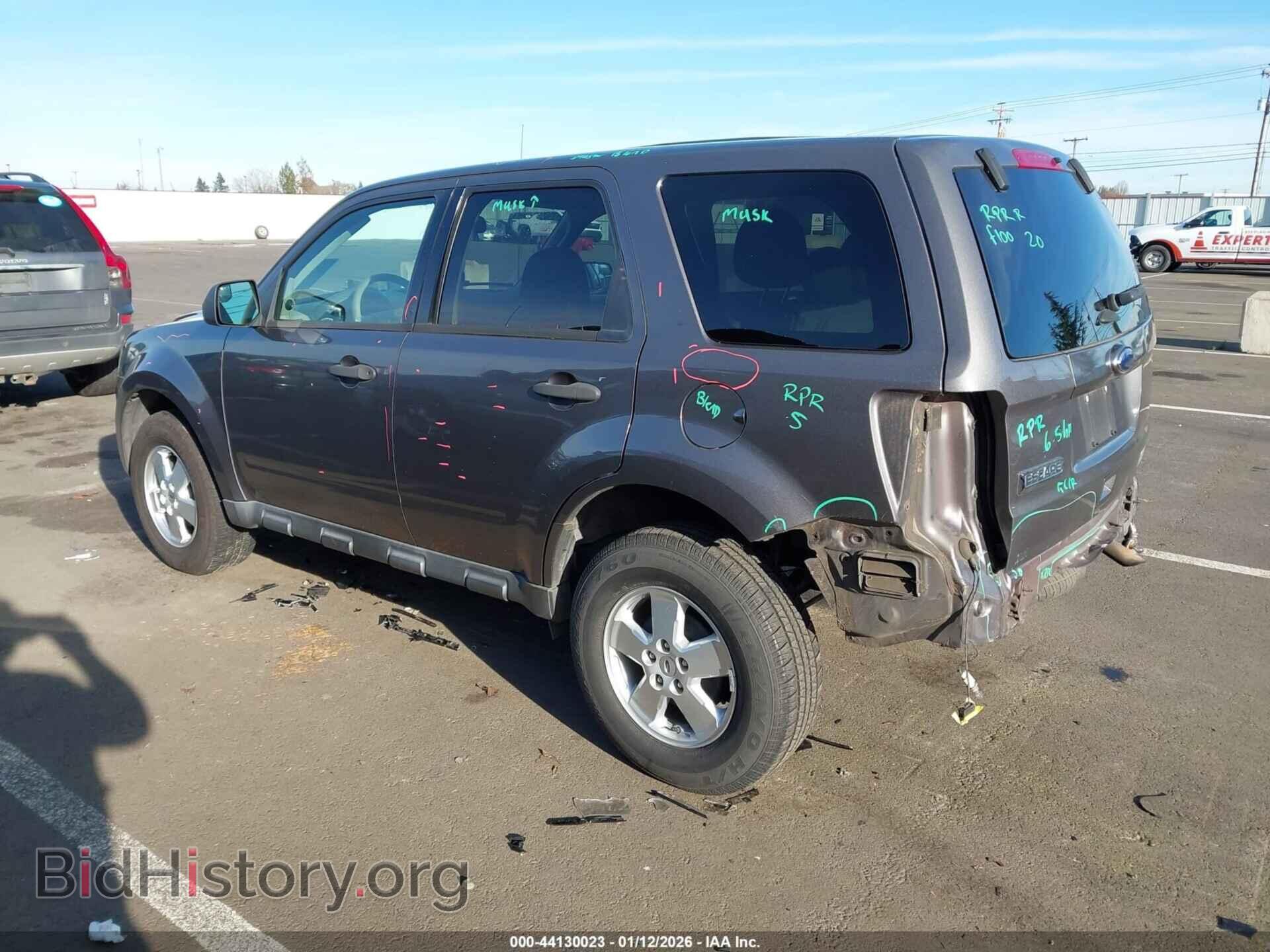 2011 FORD ESCAPE - VIN: 1FMCU0C79BKC53718 - Фото 3