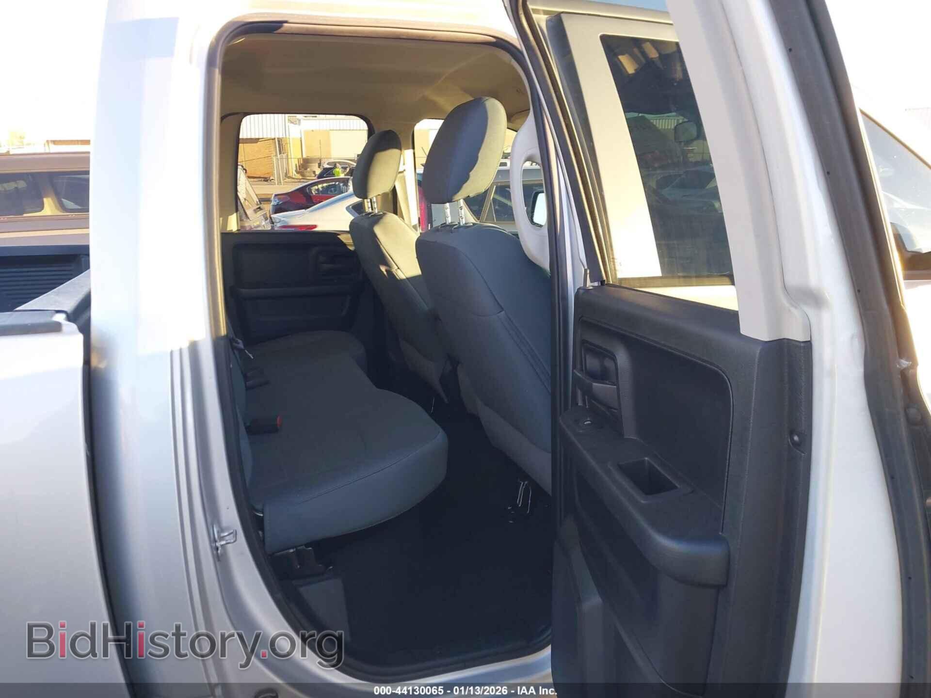 2018 RAM 1500 - VIN: 1C6RR7FT1JS223085 - Фото 8