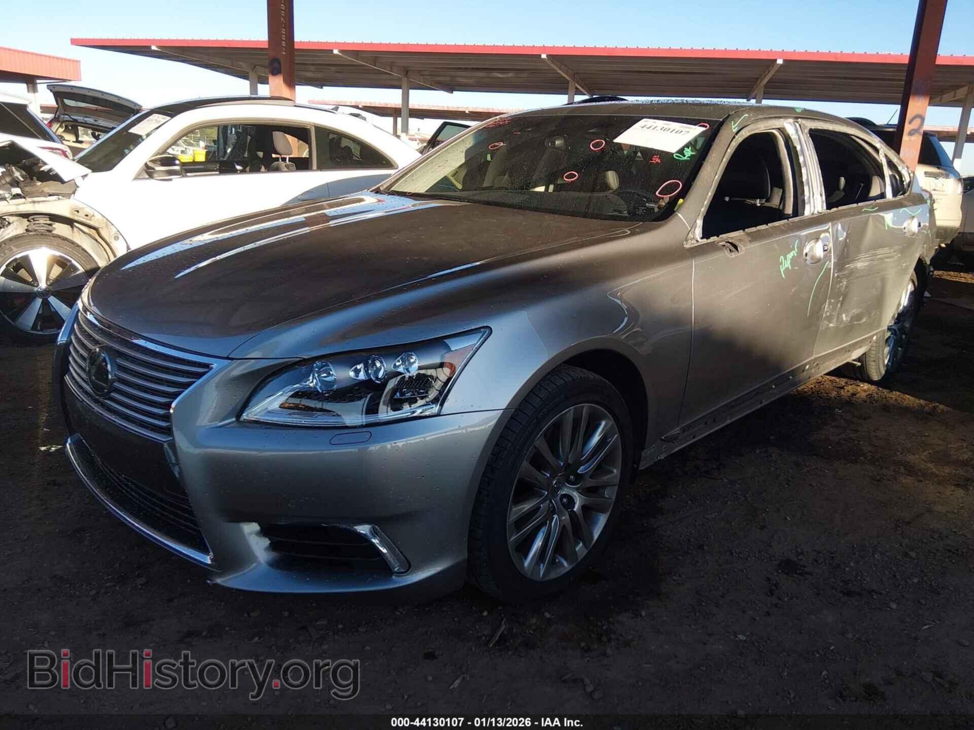 2017 LEXUS LS 460 - VIN: JTHGL1EF8H5057861 - Photo 2