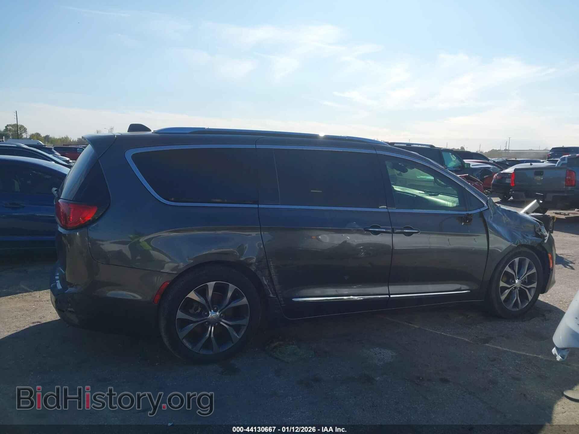 2017 CHRYSLER PACIFICA - VIN: 2C4RC1GG3HR759850 - Фото 13