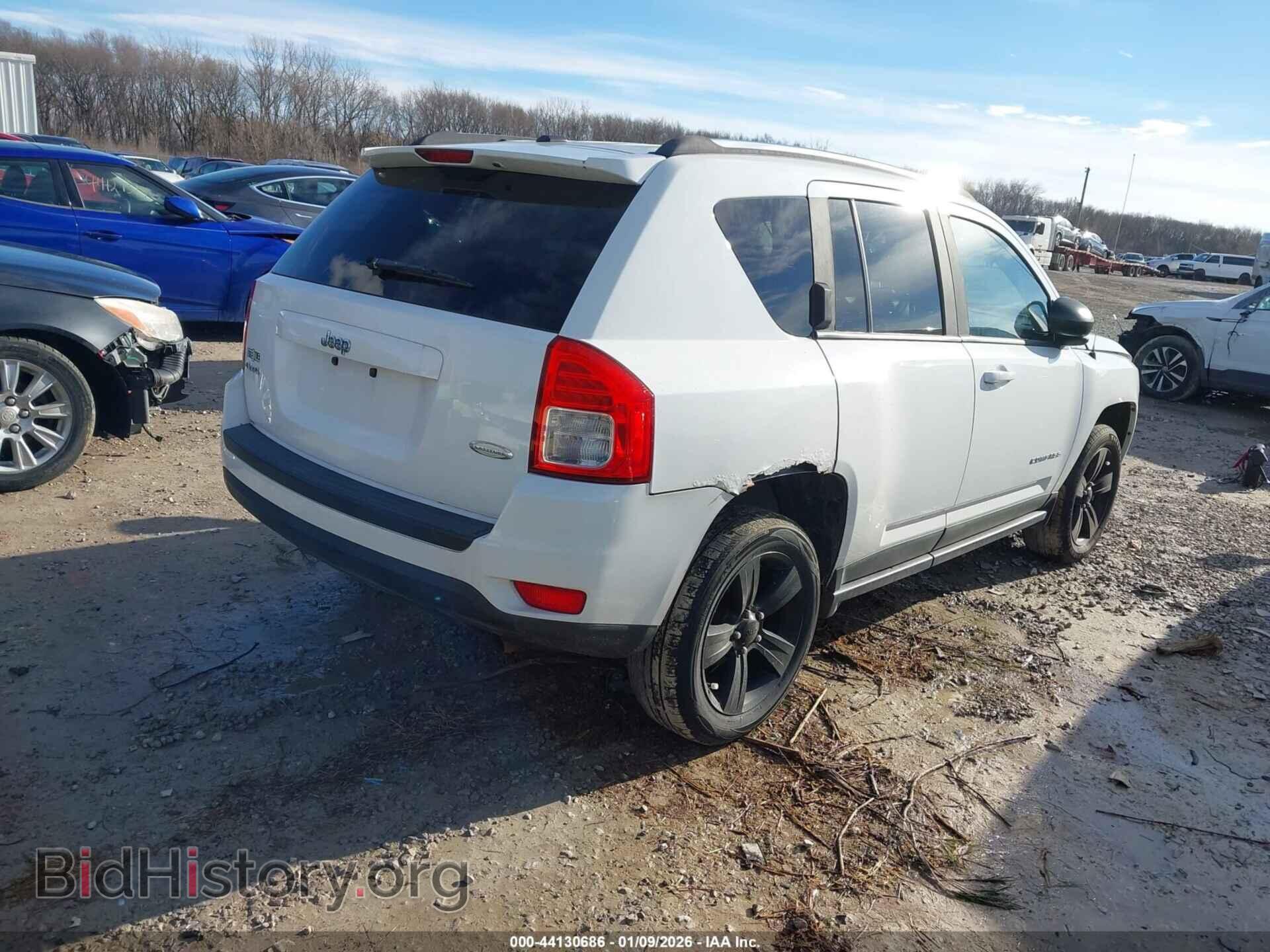 2011 JEEP COMPASS - VIN: 1J4NF1FB0BD244630 - Фото 4