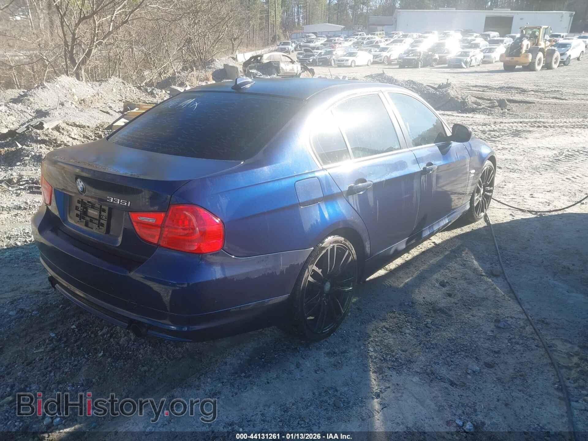 2011 BMW 335I - VIN: WBAPL5G59BNN22021 - Фото 4