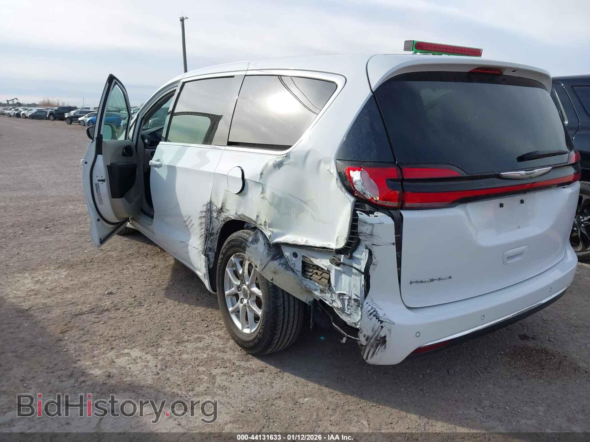 2023 CHRYSLER PACIFICA - VIN: 2C4RC1BG3PR563915 - Photo 3