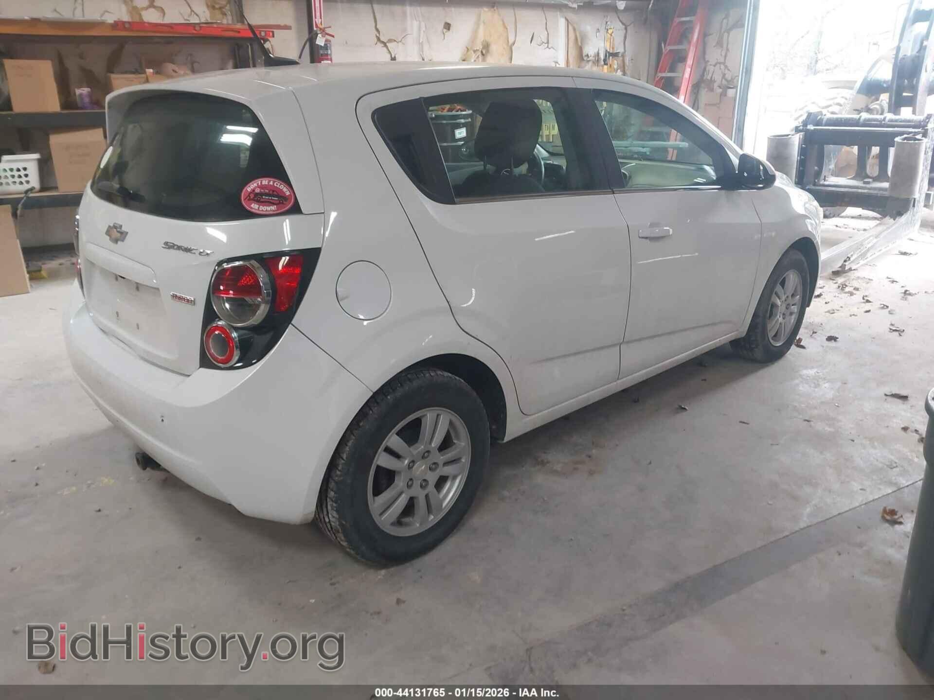 2014 CHEVROLET SONIC - VIN: 1G1JC6SB4E4188043 - Фото 4