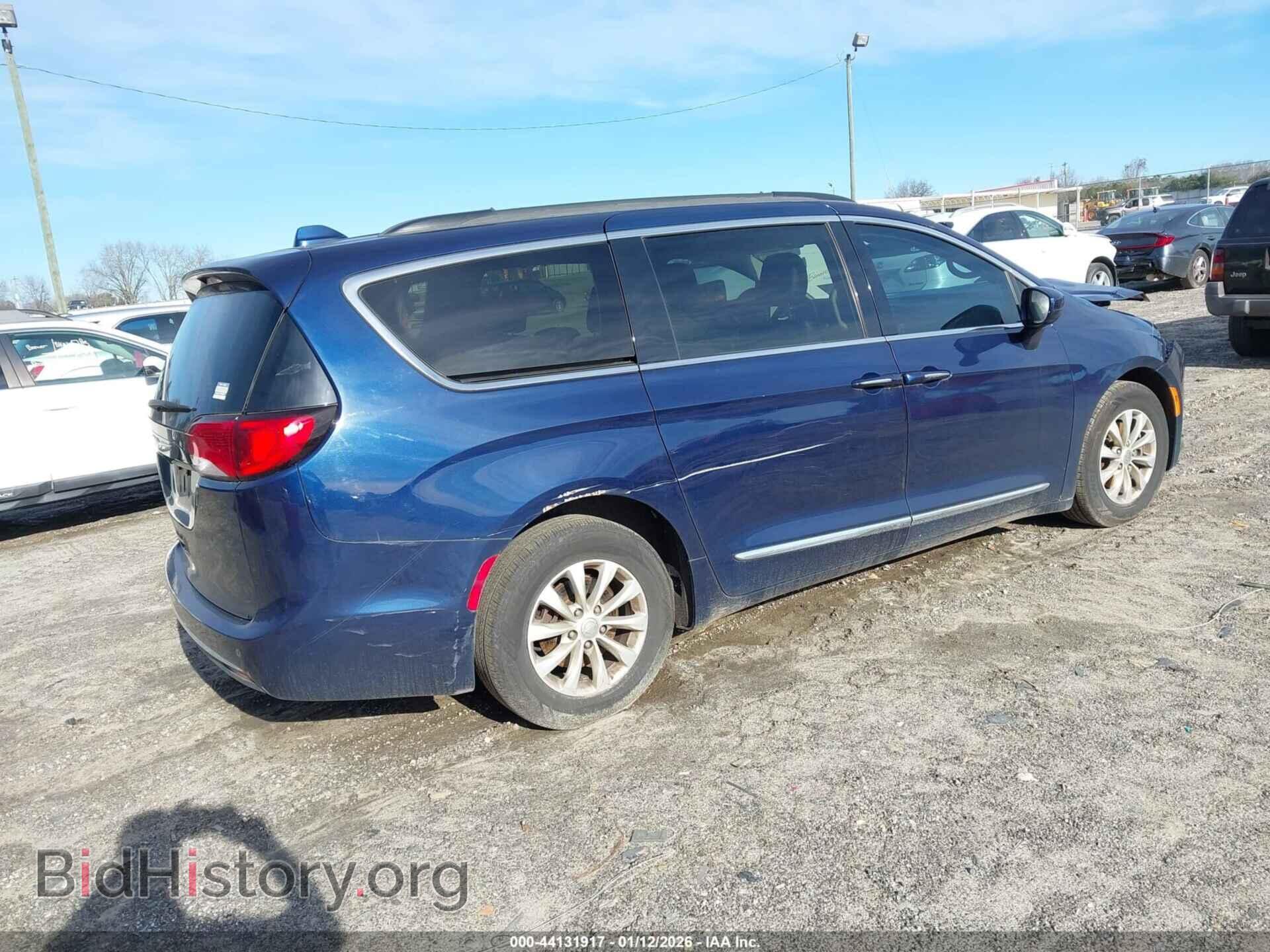 2017 CHRYSLER PACIFICA - VIN: 2C4RC1BG0HR588093 - Фото 4