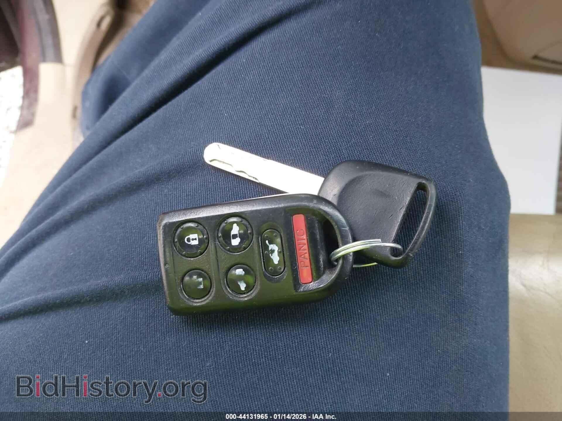 2009 HONDA ODYSSEY - VIN: 5FNRL38689B009794 - Фото 11