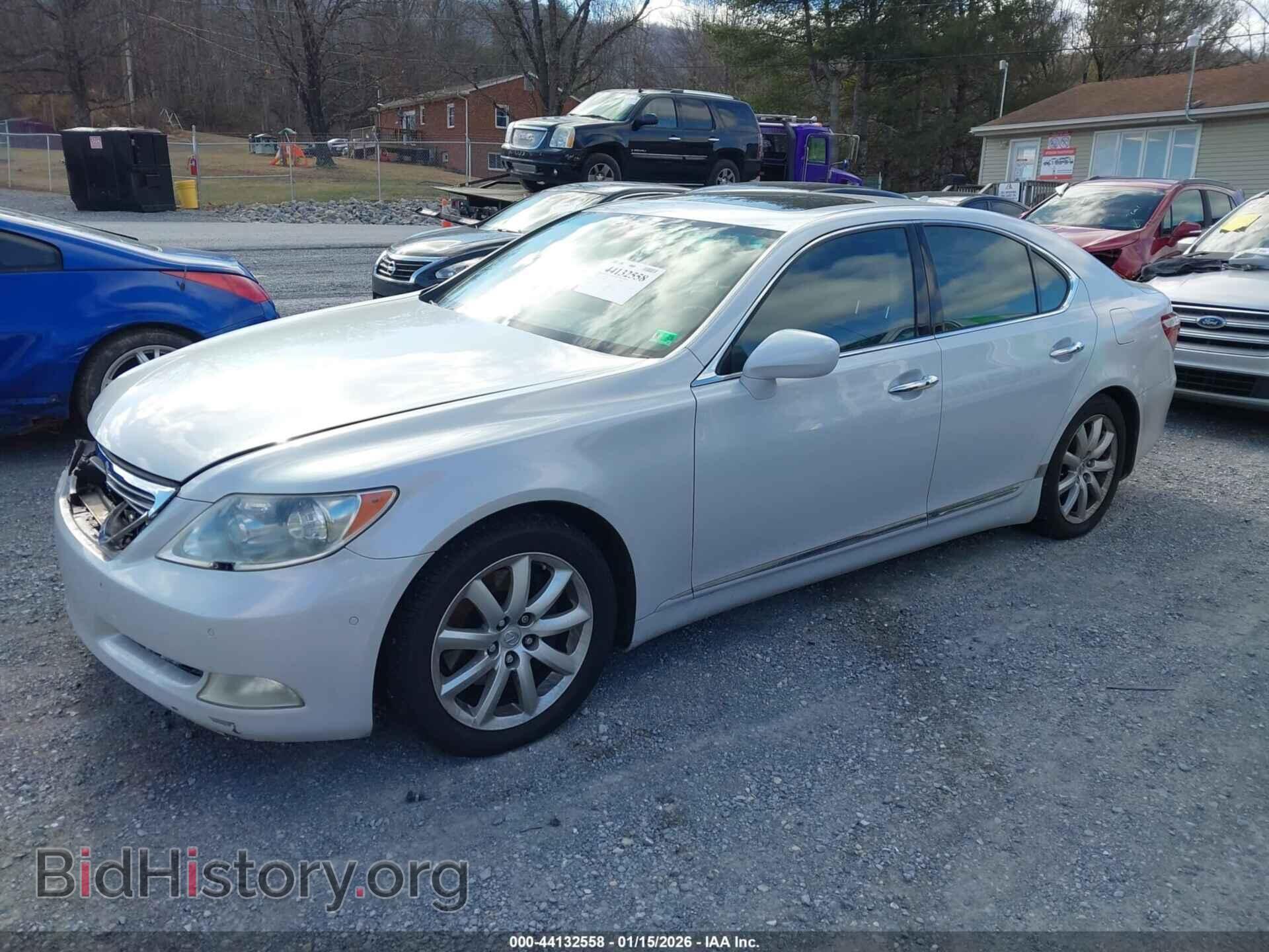2008 LEXUS LS 460 - VIN: JTHBL46F085069688 - Photo 2