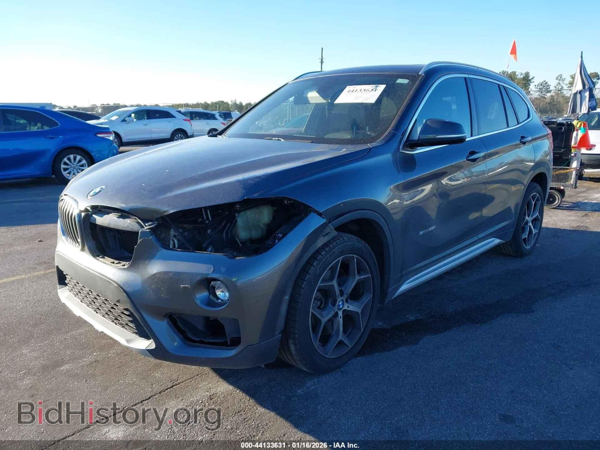 2017 BMW X1 - VIN: WBXHU7C31HP924913 - Фото 2