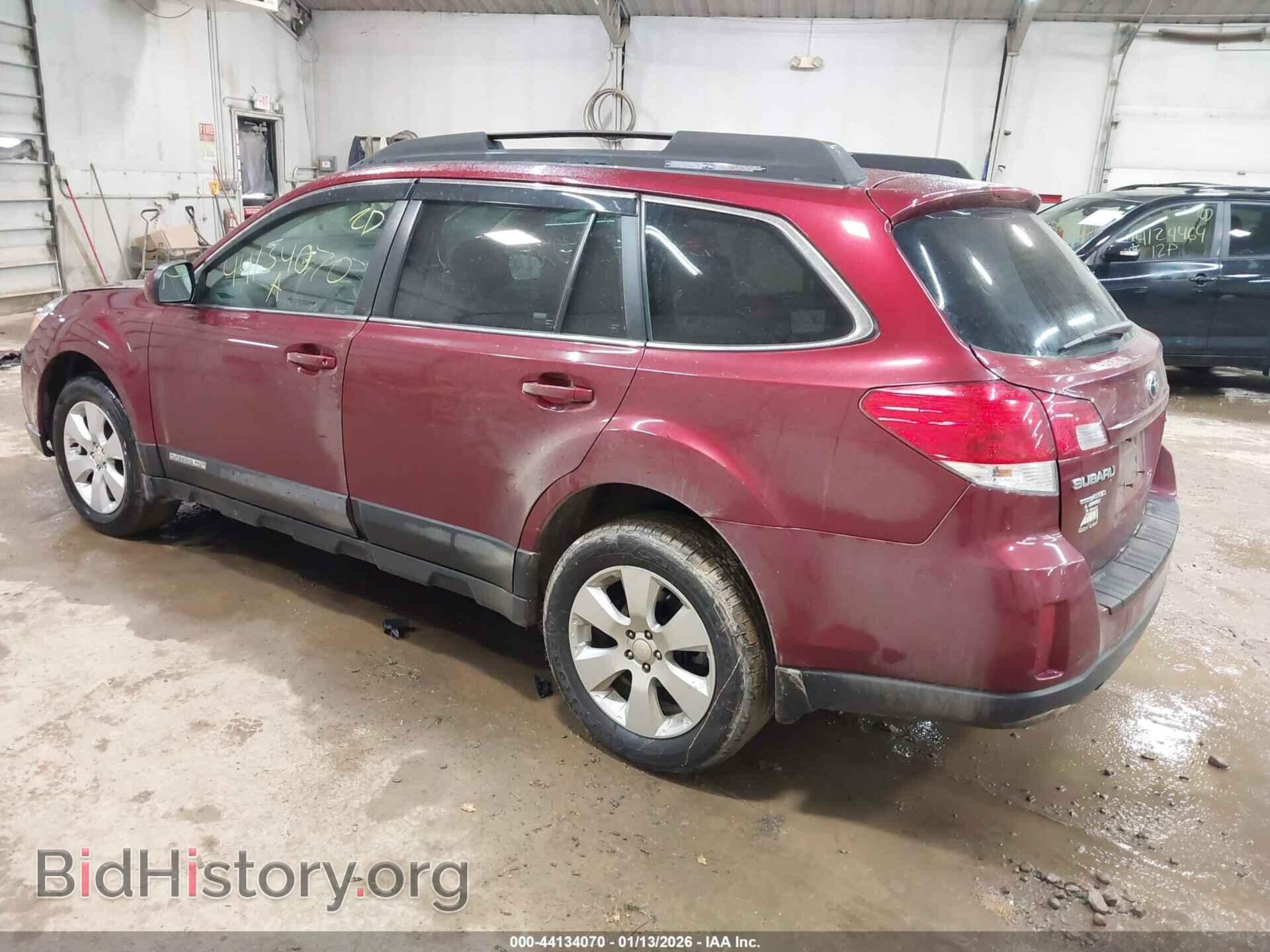 2011 SUBARU OUTBACK - VIN: 4S4BRBGC8B3403103 - Фото 3