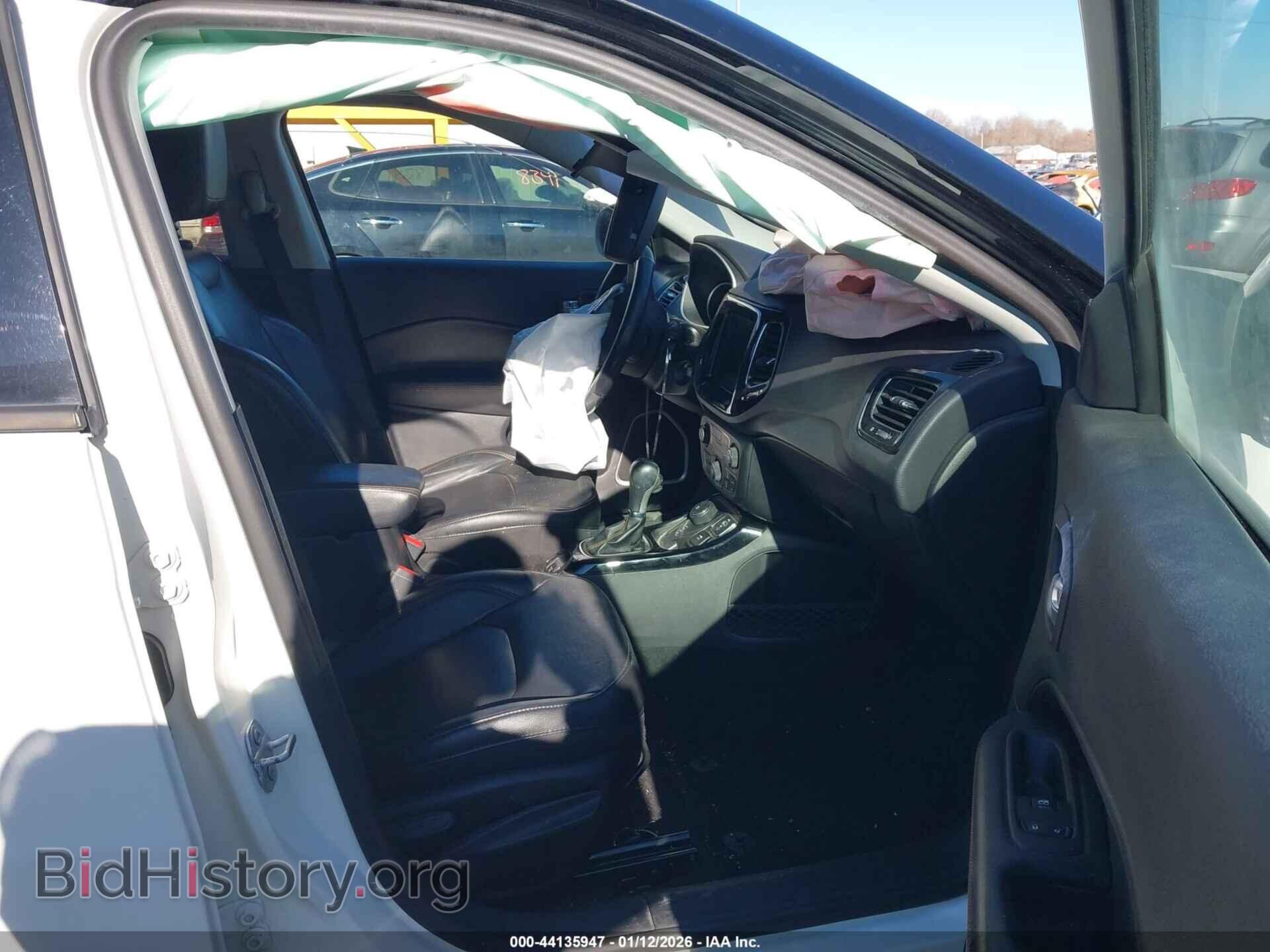 2018 JEEP COMPASS - VIN: 3C4NJDCB7JT454564 - Фото 5