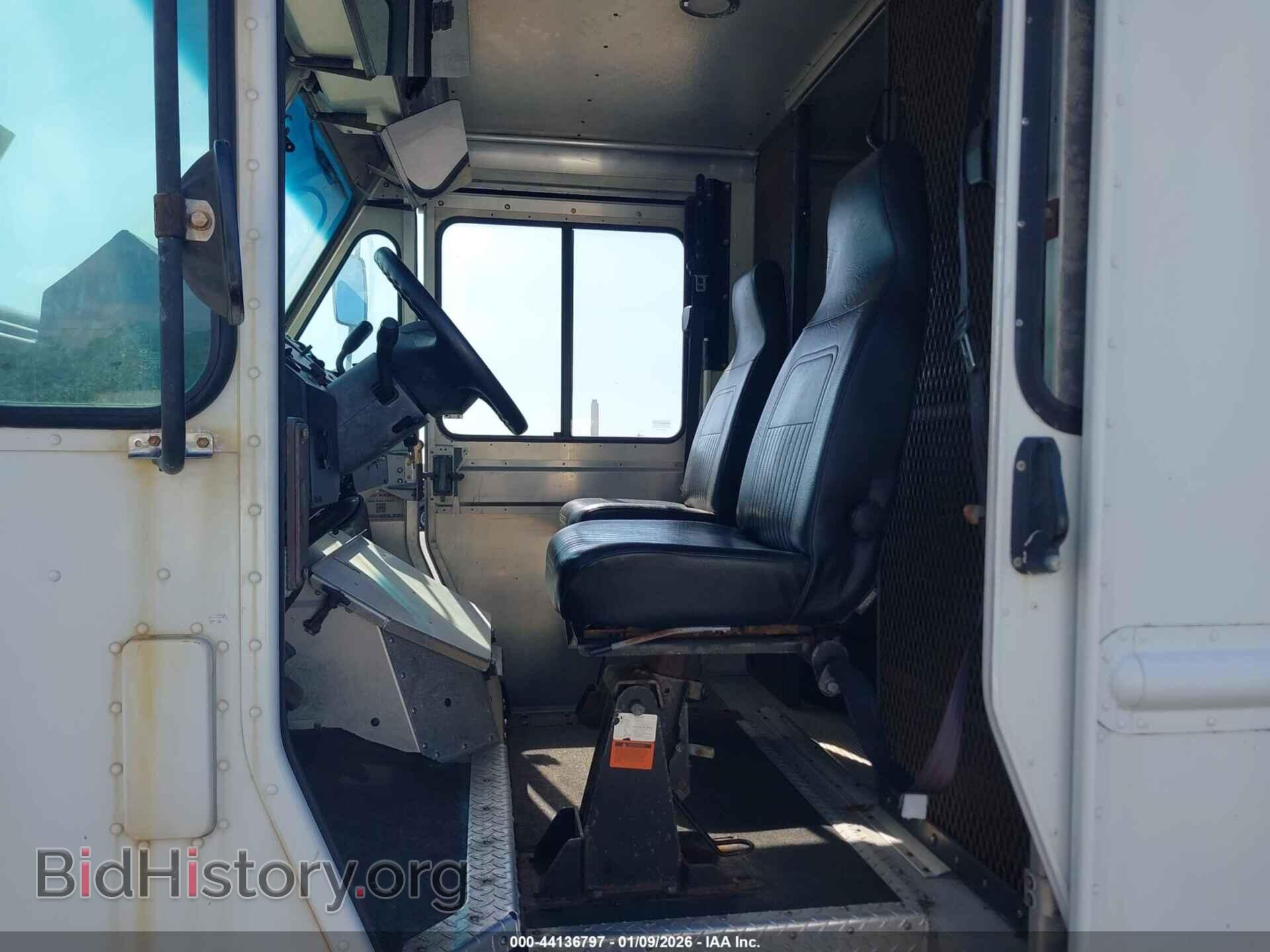 2014 FORD E-350 STRIPPED - VIN: 1FC3E3KL1EDB11017 - Photo 6