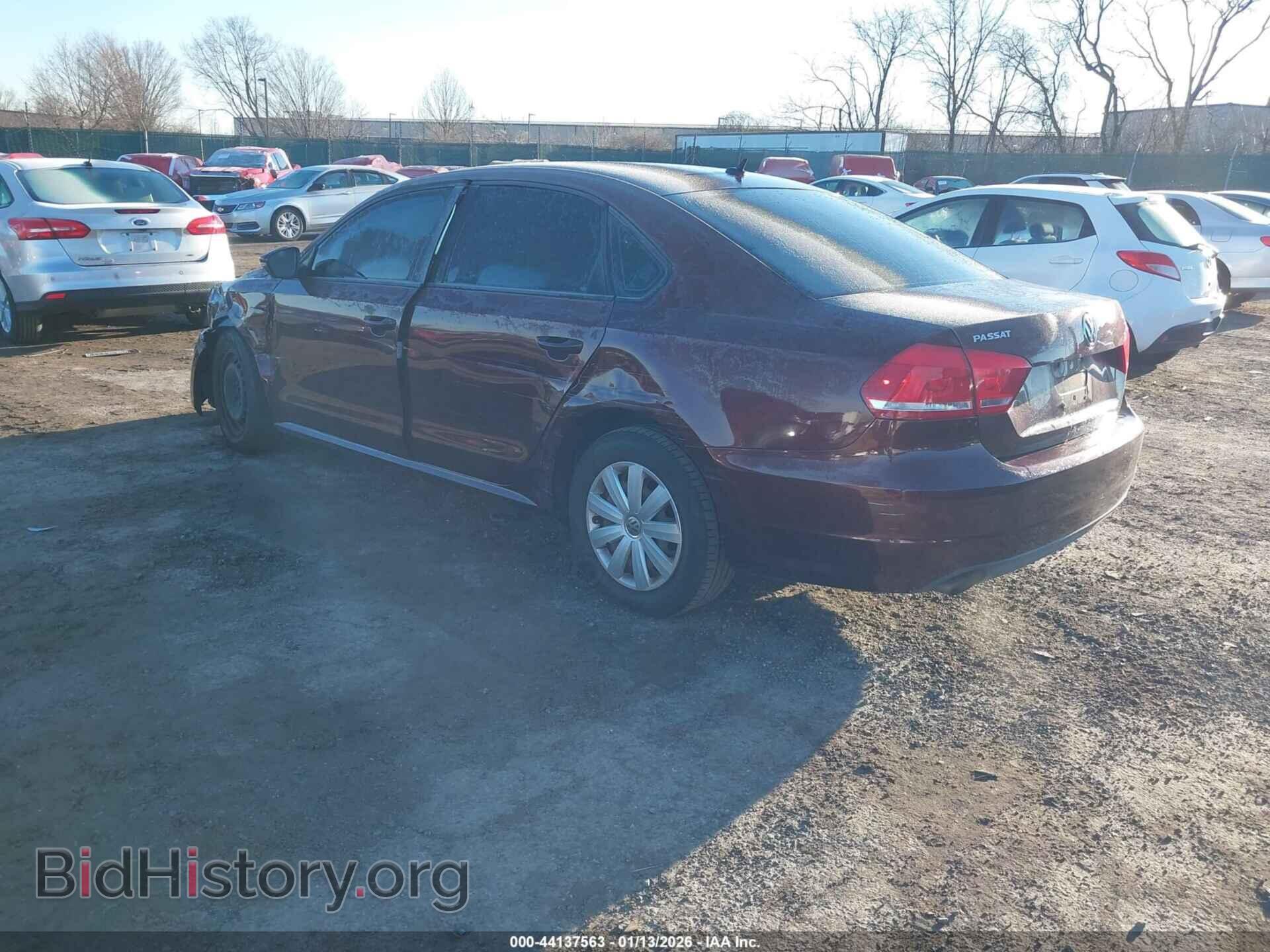 2012 VOLKSWAGEN PASSAT - VIN: 1VWAP7A35CC019631 - Фото 3