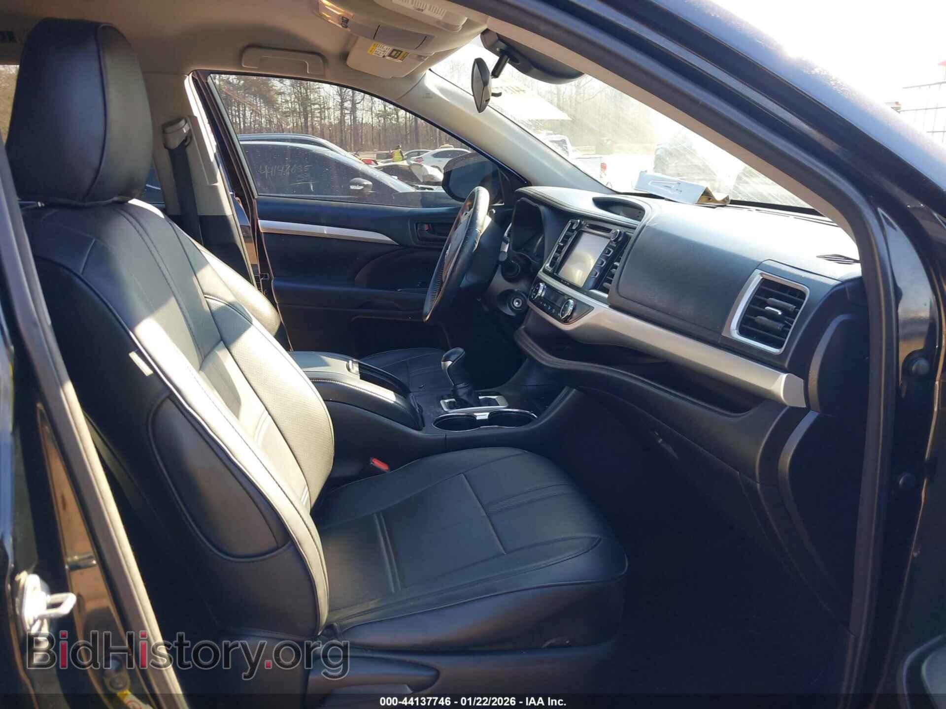 2017 TOYOTA HIGHLANDER - VIN: 5TDBZRFH3HS371971 - Фото 5
