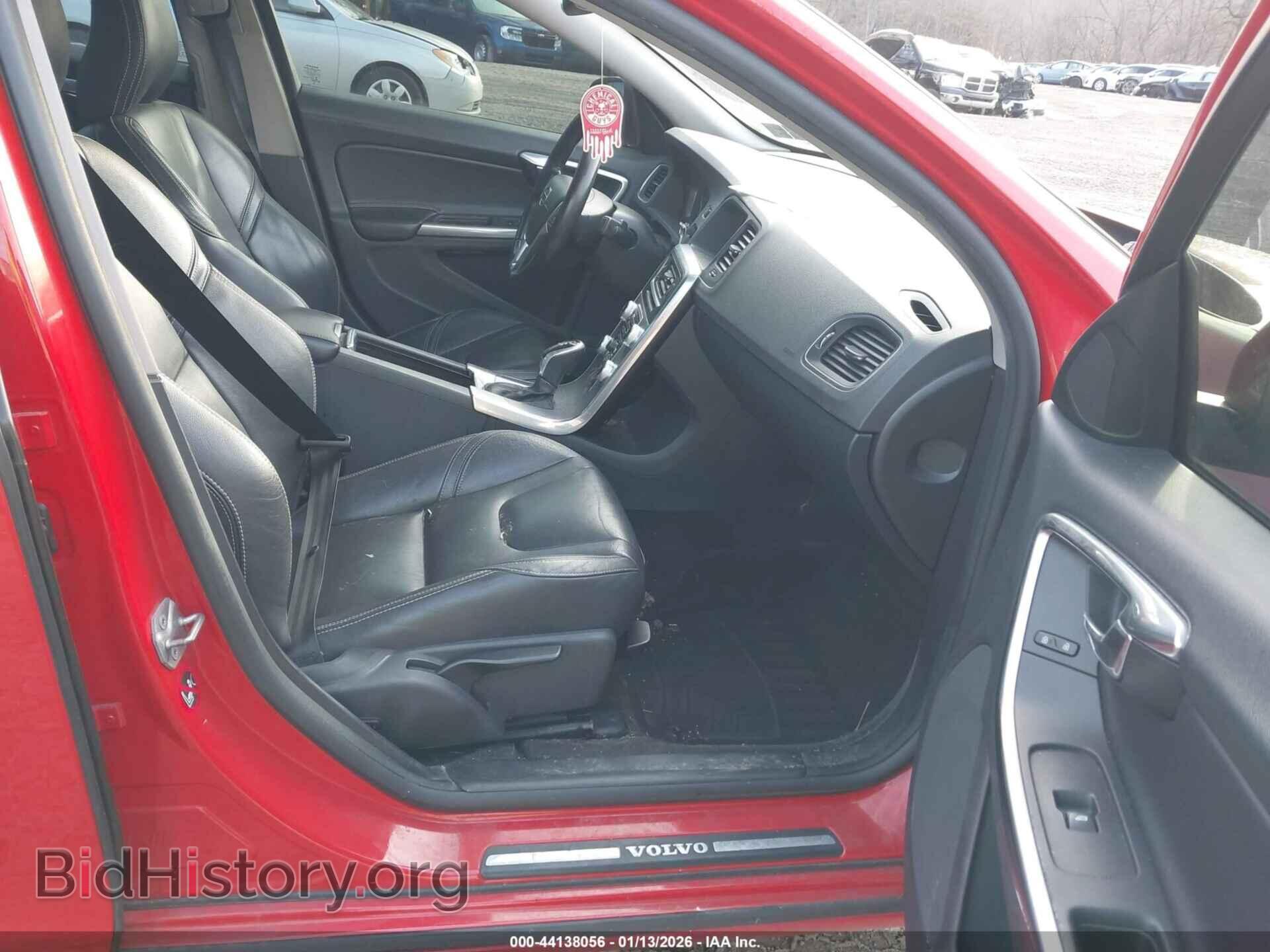 2017 VOLVO S60 - VIN: YV140MTL4H2433247 - Фото 5