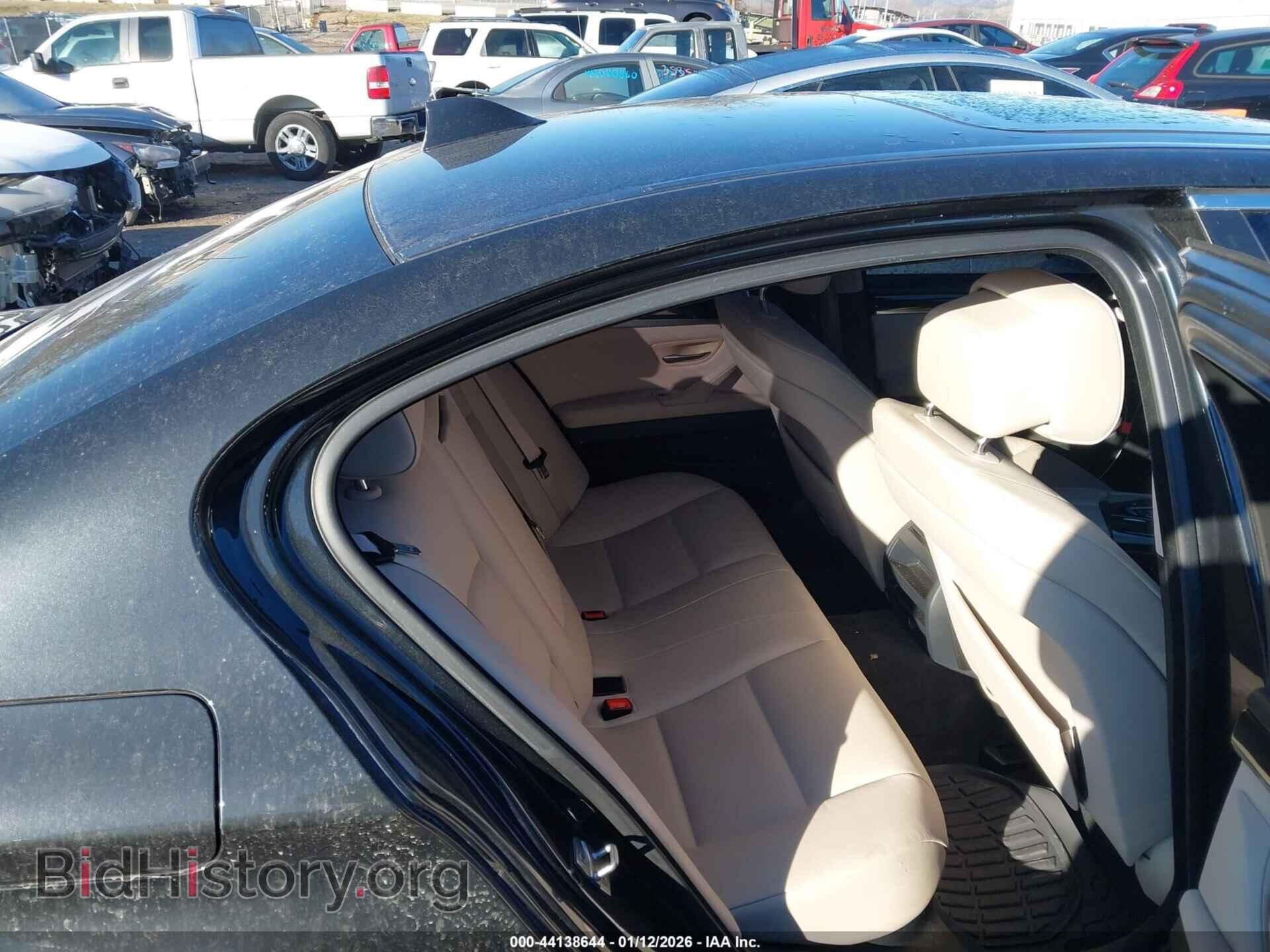 2012 BMW 528I - VIN: WBAXG5C54CDY30103 - Фото 8