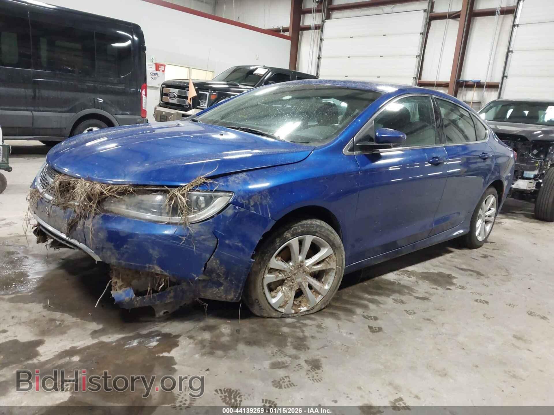 2015 CHRYSLER 200 - VIN: 1C3CCCAB1FN679198 - Фото 2