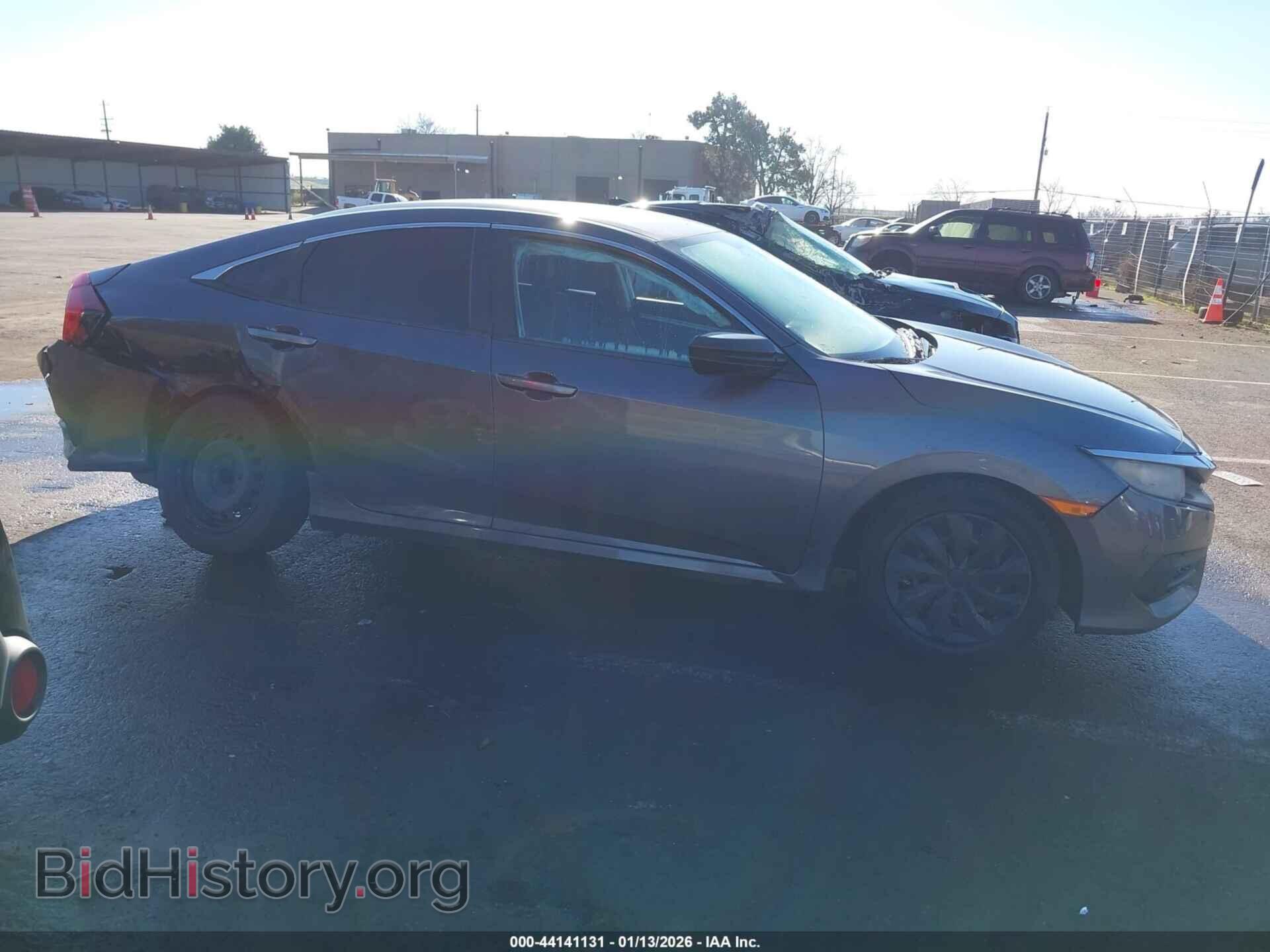 2016 HONDA CIVIC - VIN: 2HGFC2F58GH558637 - Фото 13