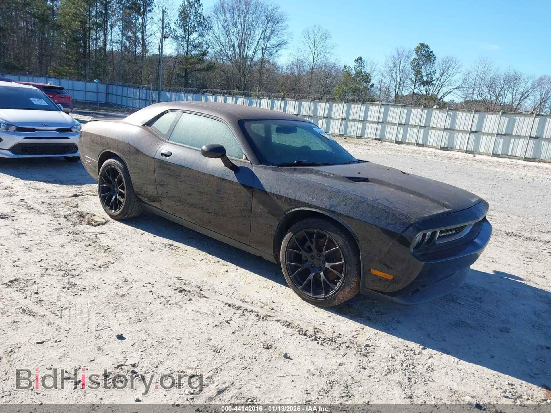 Photo 2C3CDYBT2DH591445 - DODGE CHALLENGER 2013