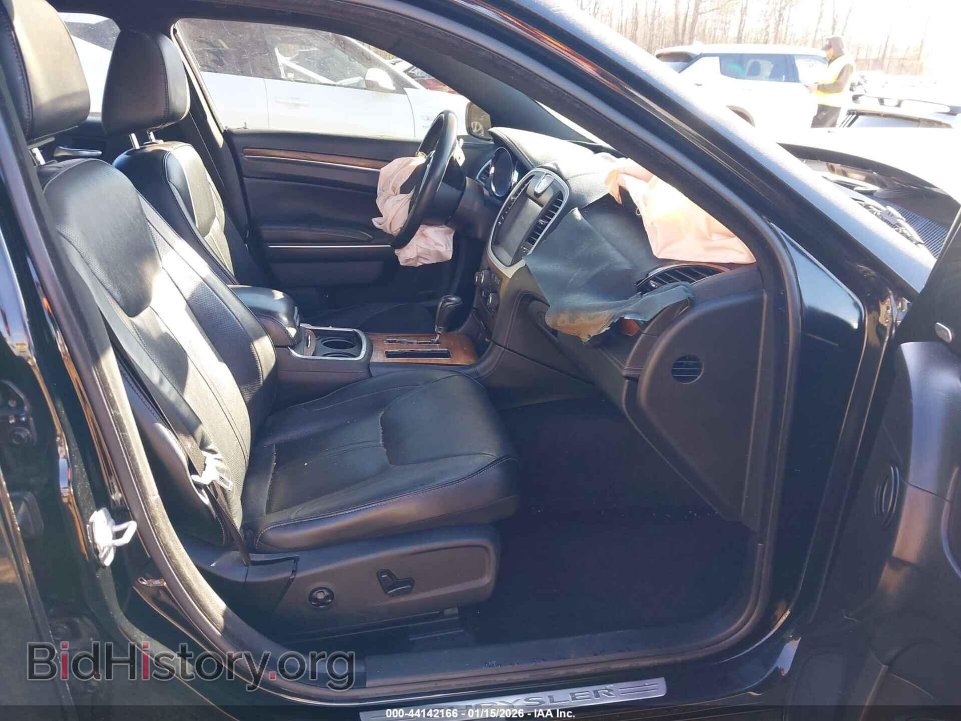 2012 CHRYSLER 300C - VIN: 2C3CCAPT7CH232903 - Фото 5