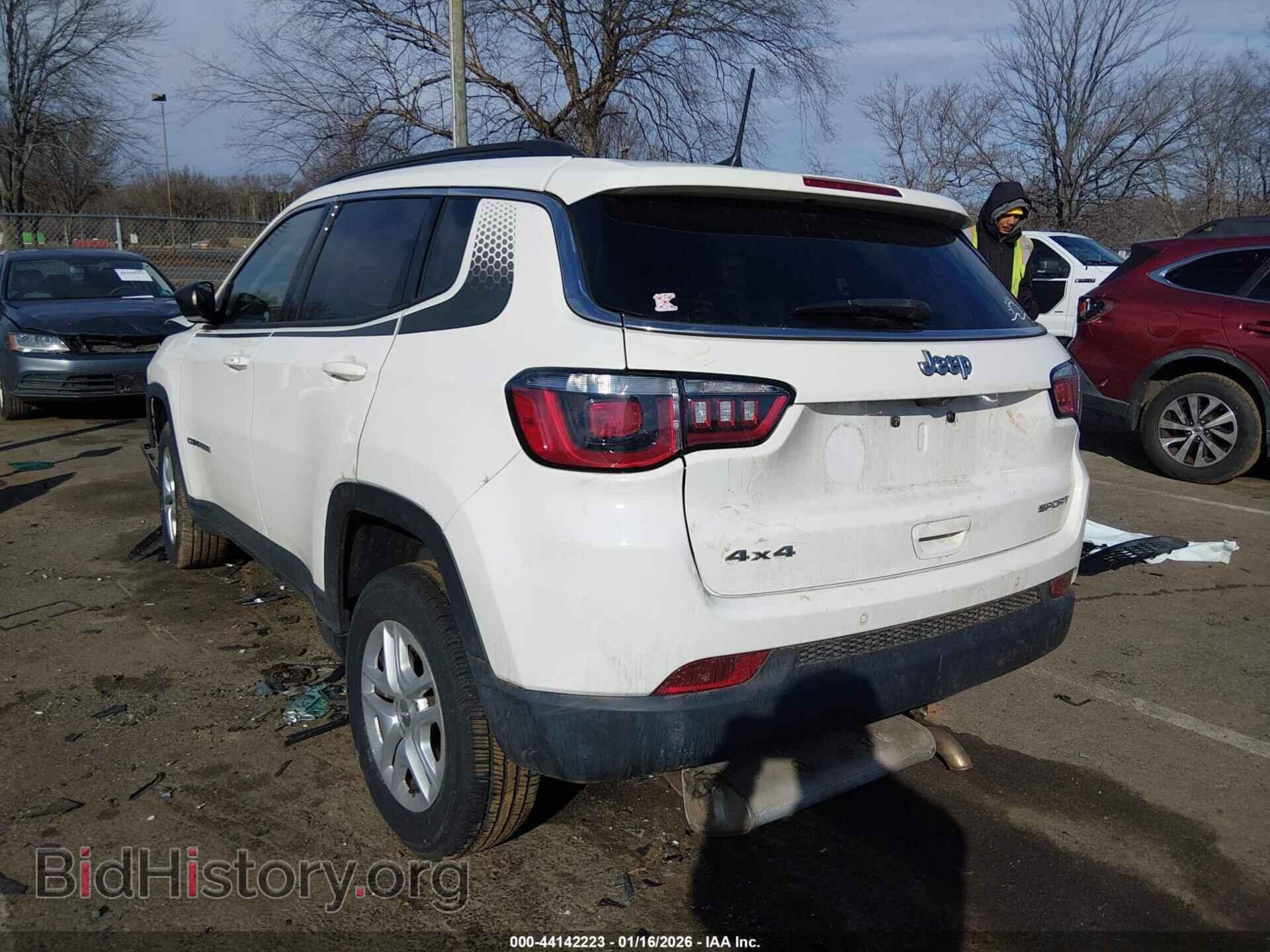 2019 JEEP COMPASS - VIN: 3C4NJDAB7KT646684 - Фото 3