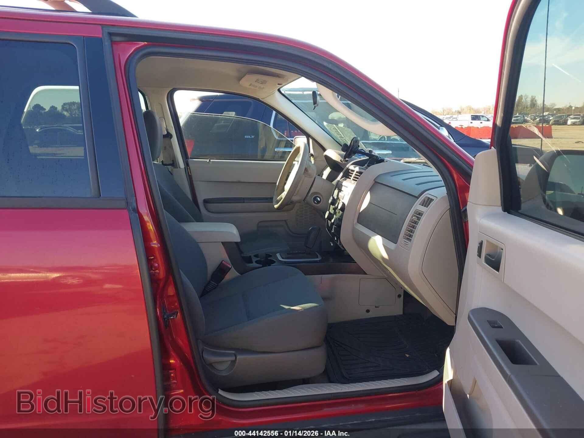 2011 FORD ESCAPE - VIN: 1FMCU0C76BKB90559 - Фото 5