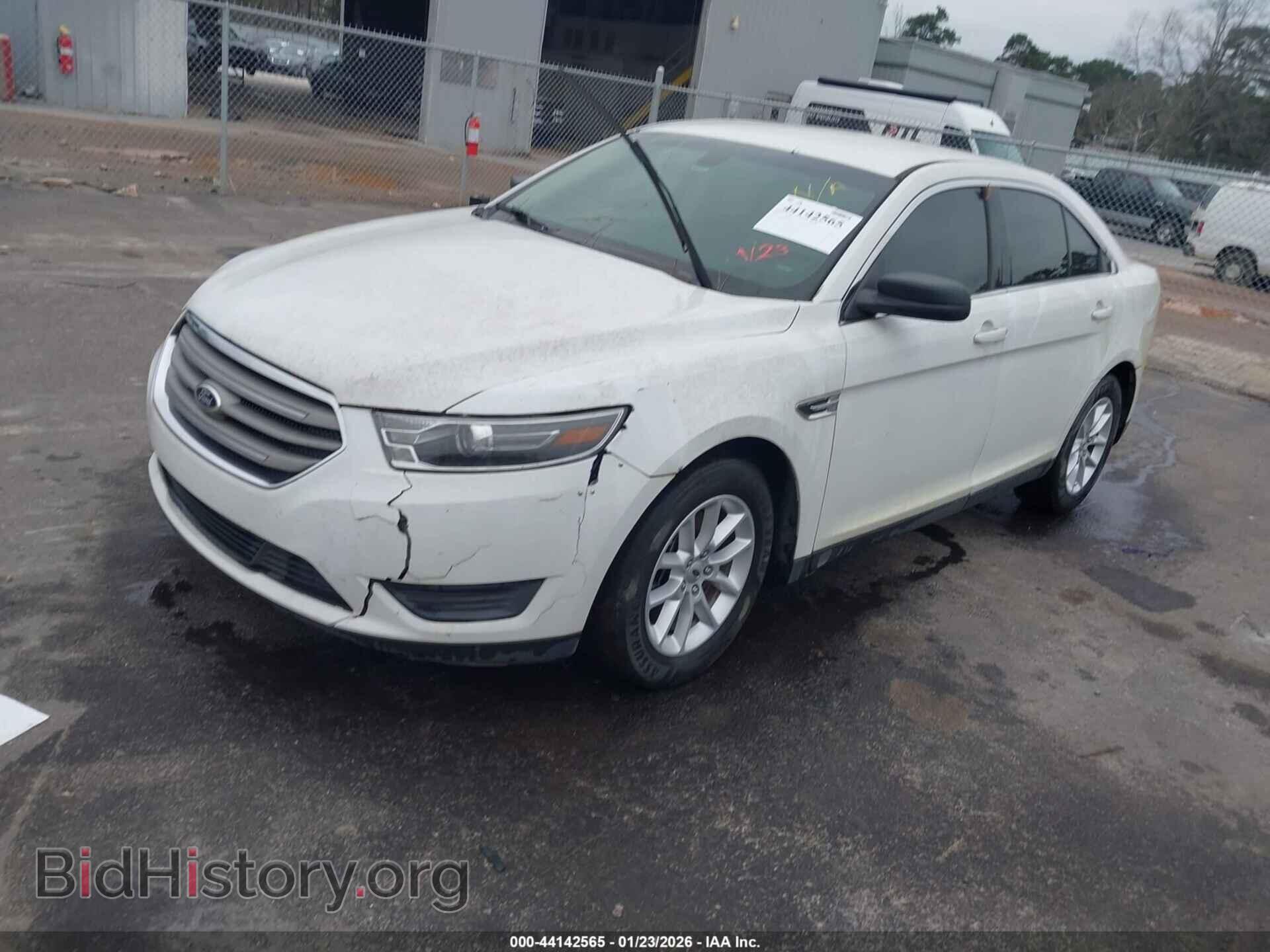 2014 FORD TAURUS - VIN: 1FAHP2D88EG132678 - Фото 2