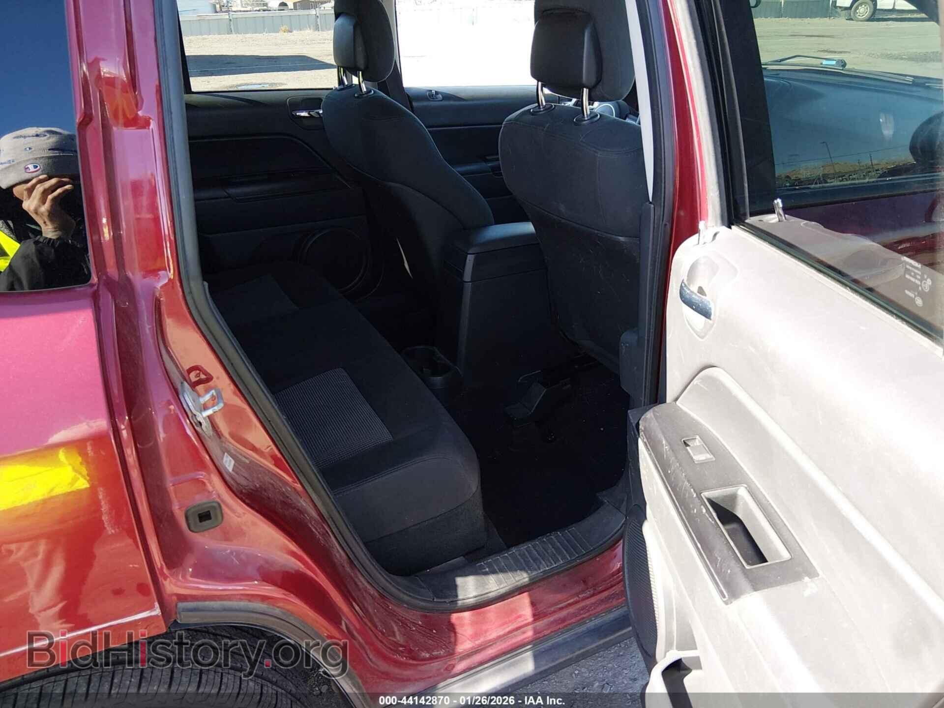 2011 JEEP COMPASS - VIN: 1J4NF1FB2BD134971 - Фото 8