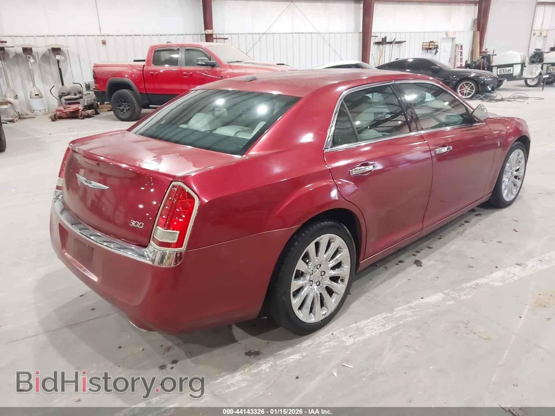 2013 CHRYSLER 300 - VIN: 2C3CCAAG4DH727041 - Фото 4