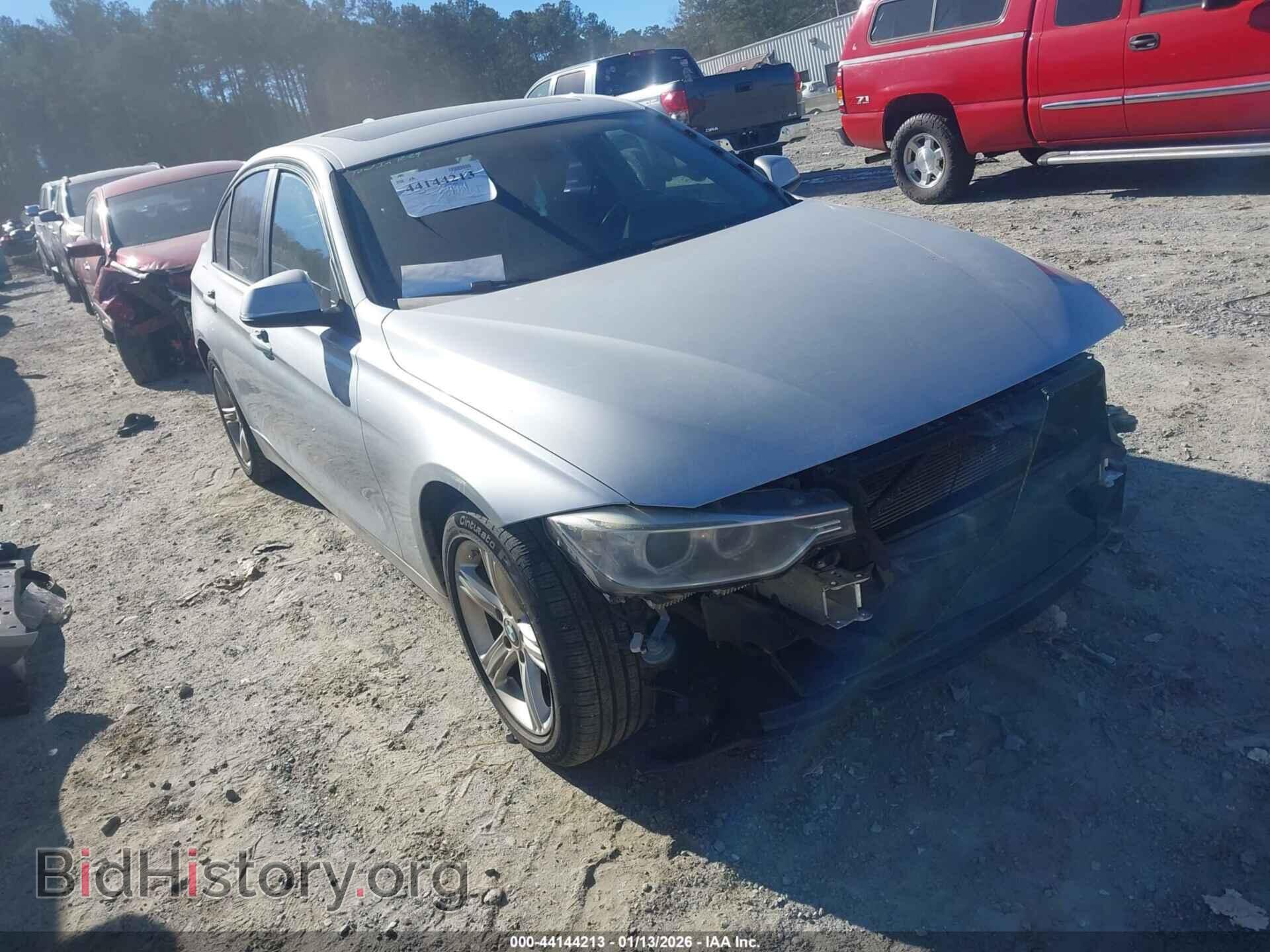 Фотография WBA3B3G51FNT19829 - BMW 328I 2015