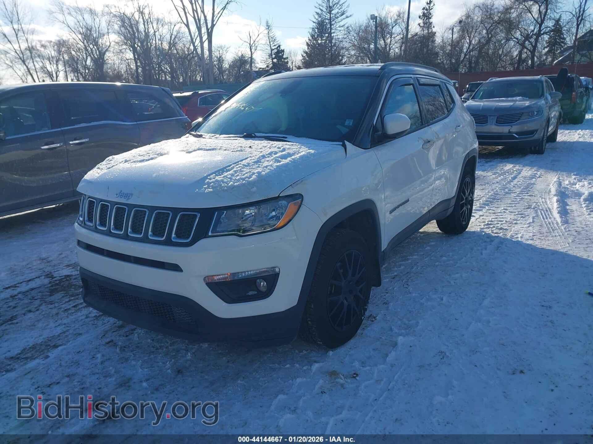 2018 JEEP COMPASS - VIN: 3C4NJDBB4JT168415 - Фото 2