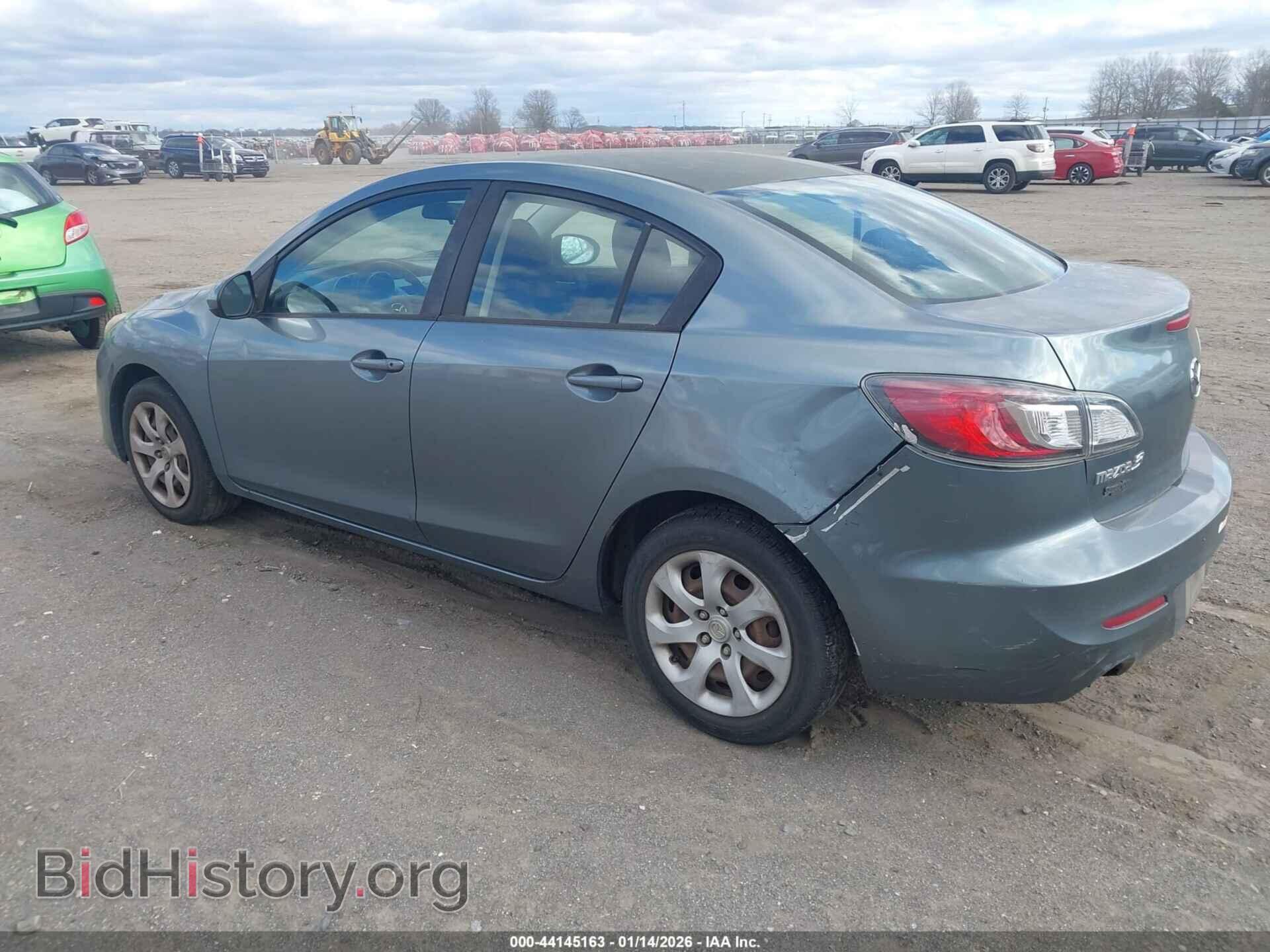 2013 MAZDA MAZDA3 - VIN: JM1BL1TG2D1744603 - Фото 3
