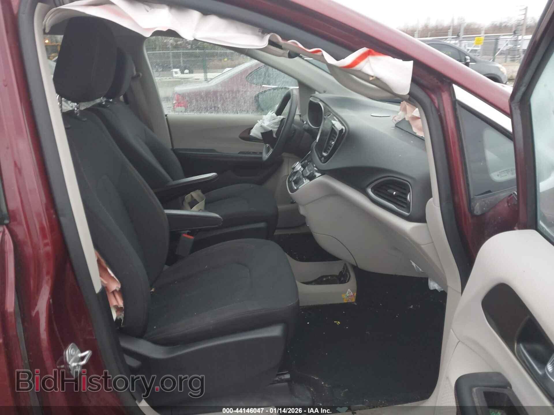 2017 CHRYSLER PACIFICA - VIN: 2C4RC1DG1HR588228 - Фото 5