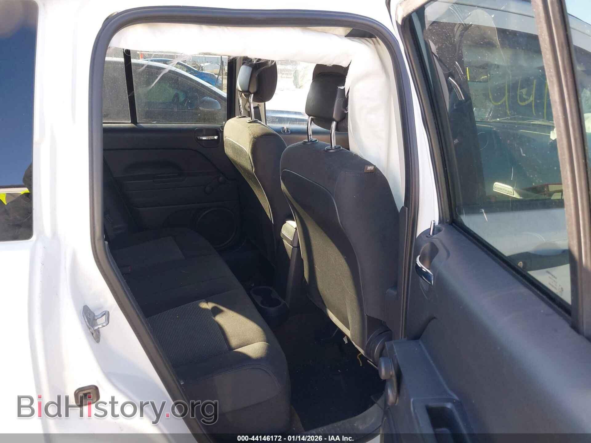 2014 JEEP COMPASS - VIN: 1C4NJDBB0ED835122 - Фото 8