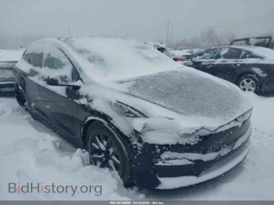 2024 Tesla MODEL X Long Range, черный — VIN 7SAXCBE55RF444675, IAAI