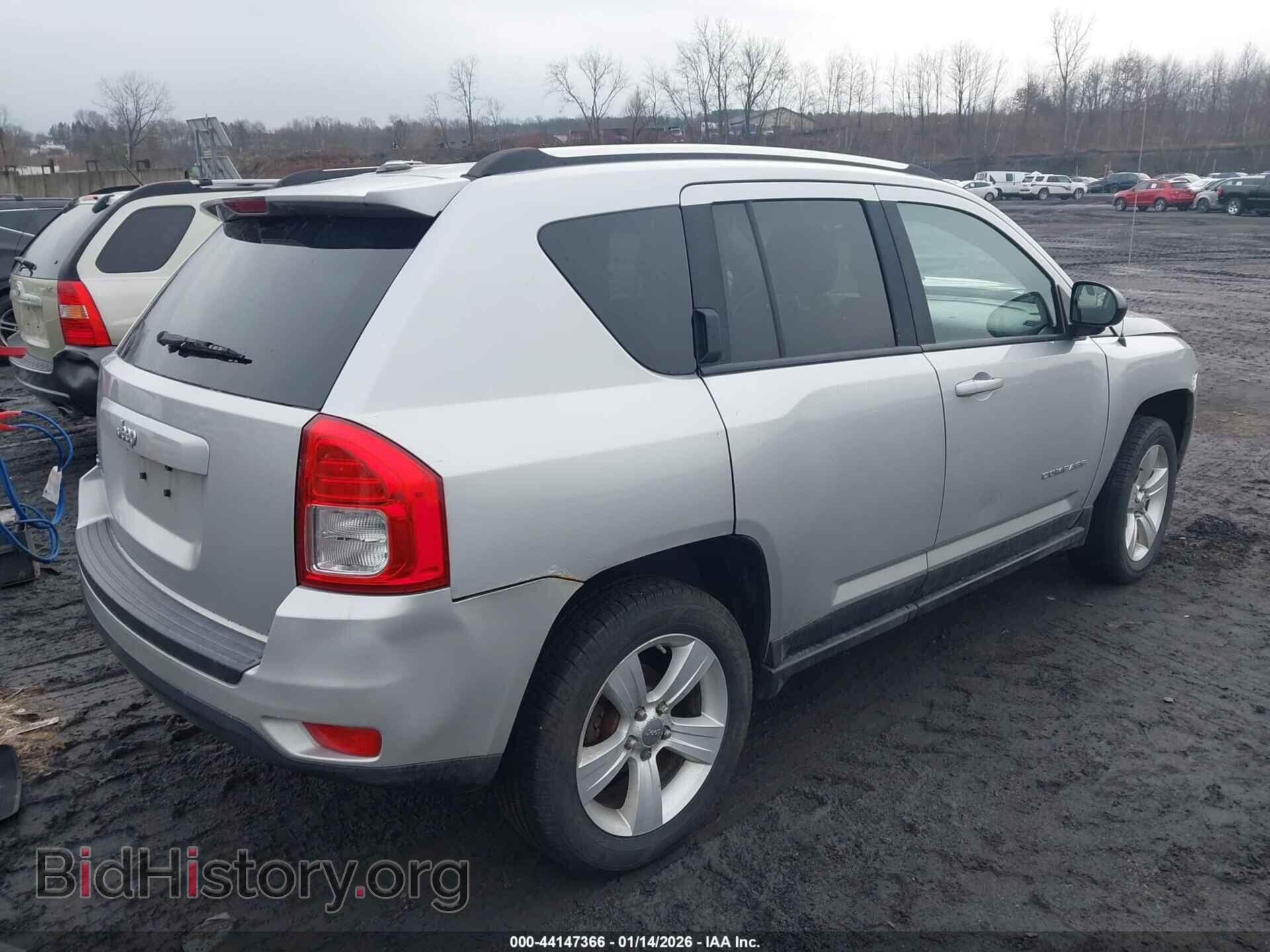 2012 JEEP COMPASS - VIN: 1C4NJDBB0CD575365 - Photo 4