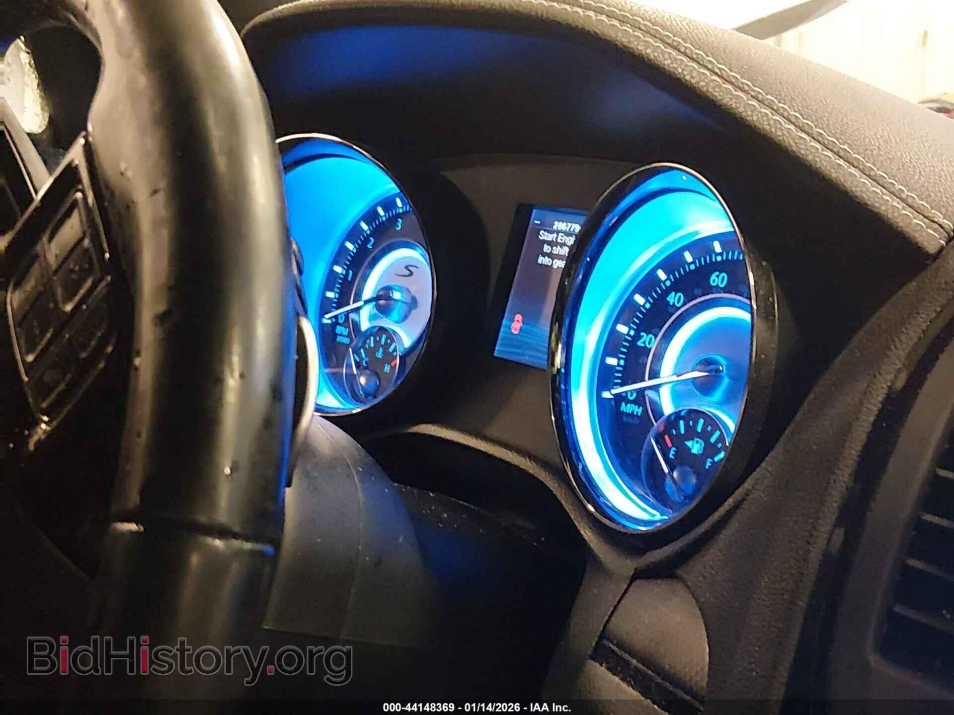 2012 CHRYSLER 300 - VIN: 2C3CCABG8CH141150 - Фото 7