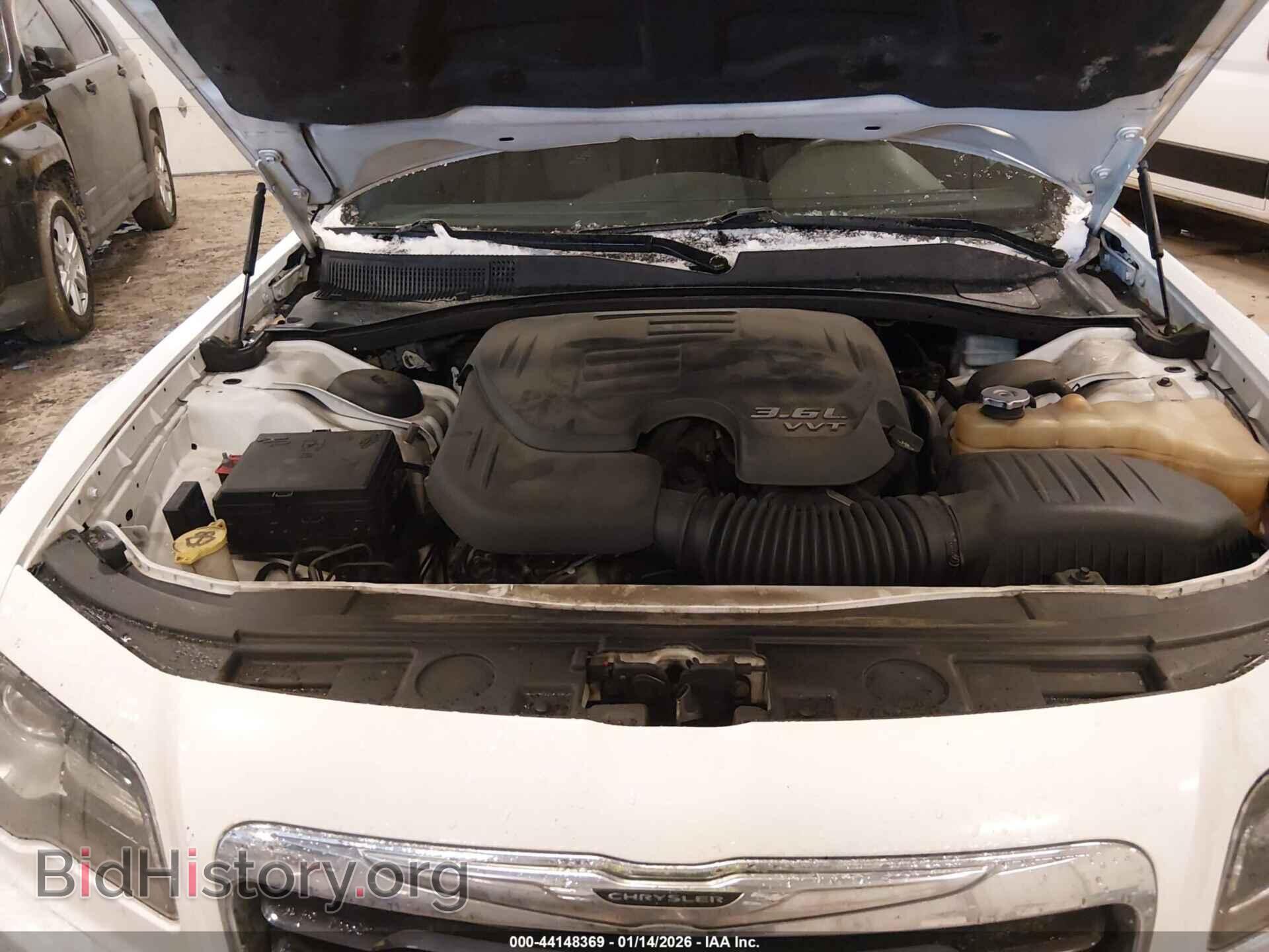 2012 CHRYSLER 300 - VIN: 2C3CCABG8CH141150 - Фото 10