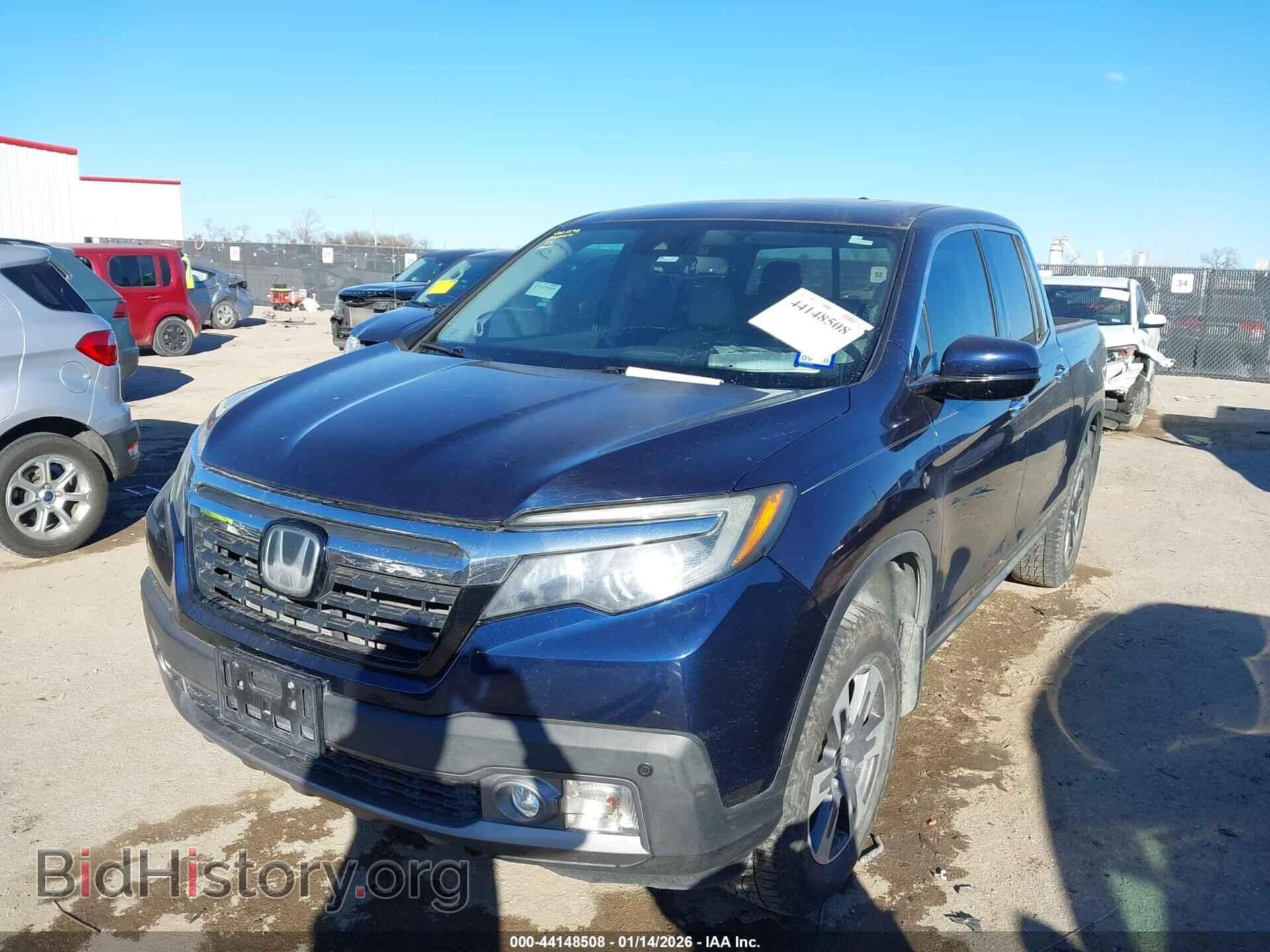2017 HONDA RIDGELINE - VIN: 5FPYK3F77HB033097 - Photo 2