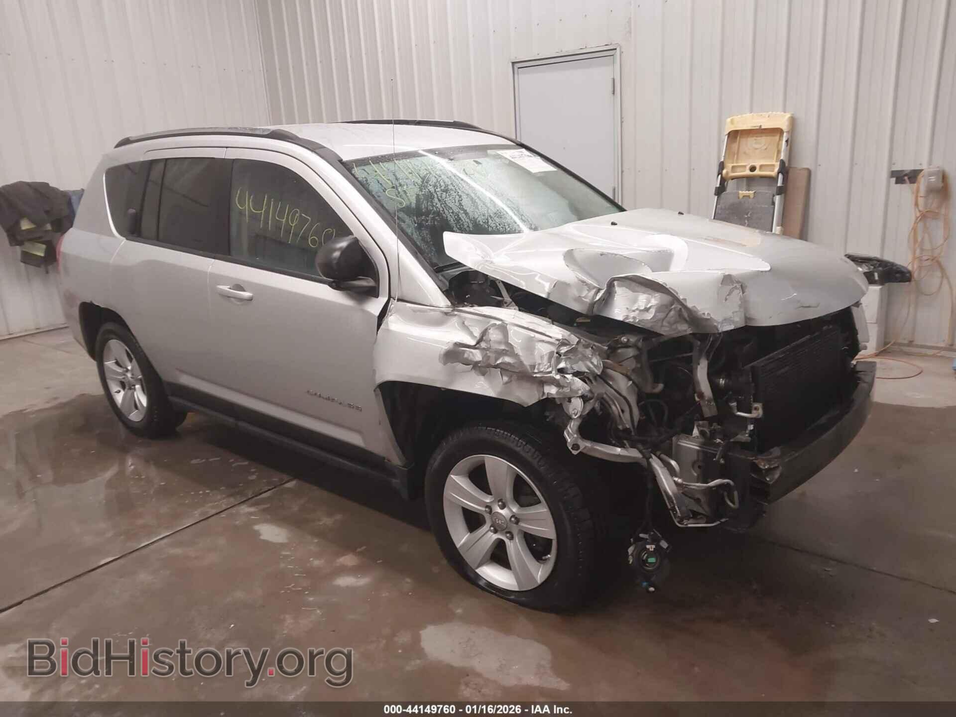 Photo 1C4NJCBA8DD102400 - JEEP COMPASS 2013