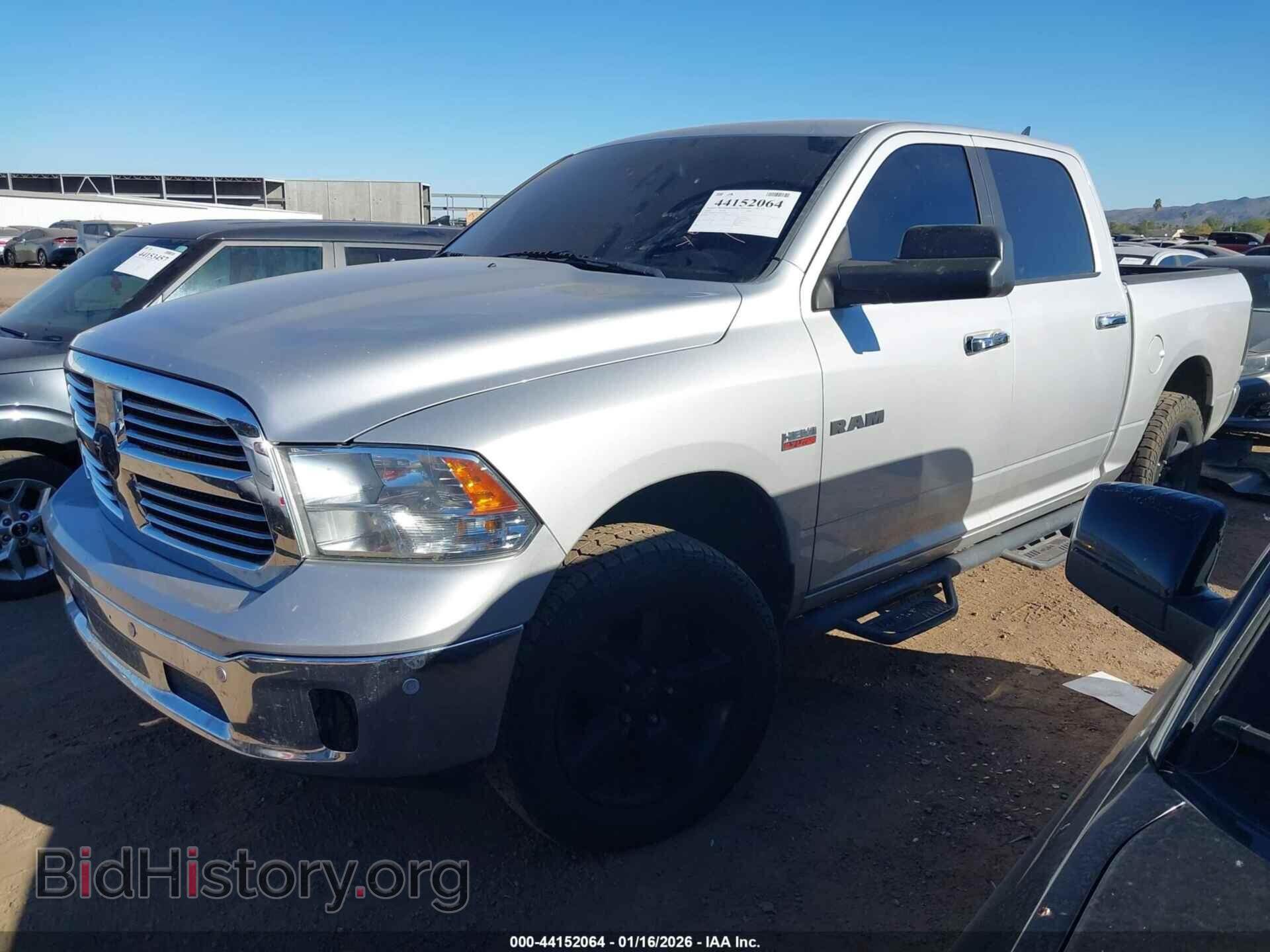 2016 RAM 1500 - VIN: 1C6RR7LT5GS104856 - Фото 2