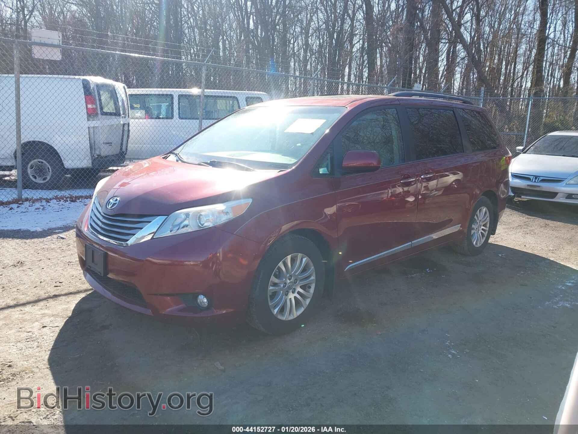 2015 TOYOTA SIENNA - VIN: 5TDYK3DC4FS543473 - Фото 2