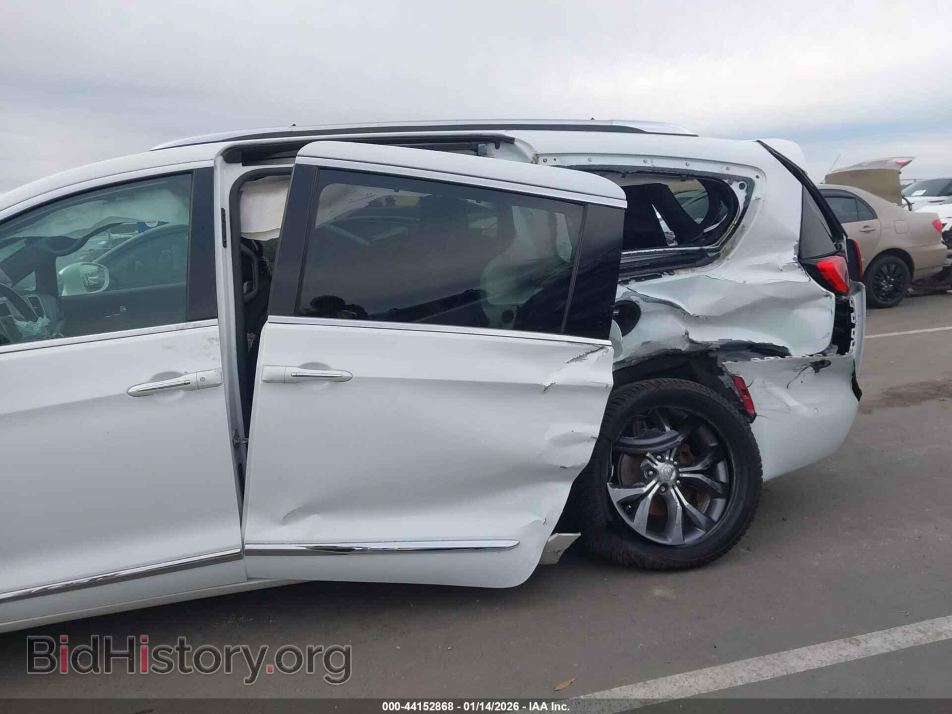 2020 CHRYSLER PACIFICA - VIN: 2C4RC1GG3LR101289 - Фото 6